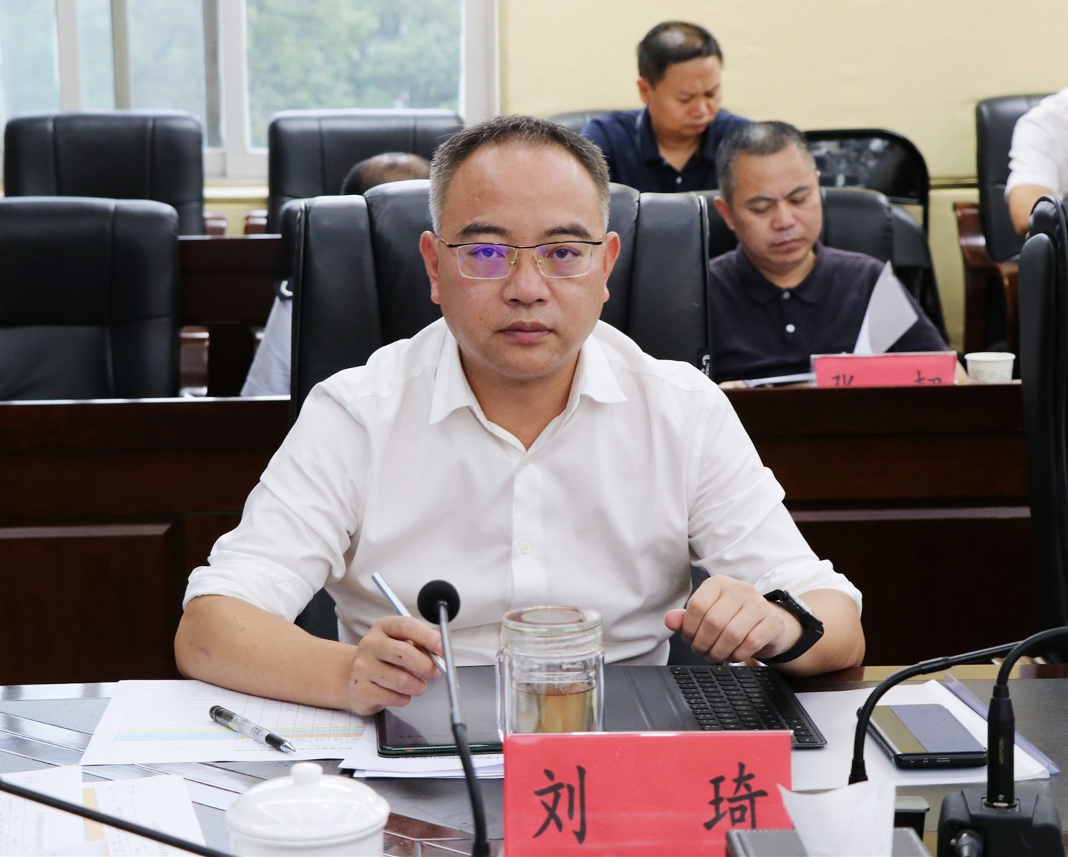 书记经济.jpg1.jpg 书记经济.jpg1.jpg