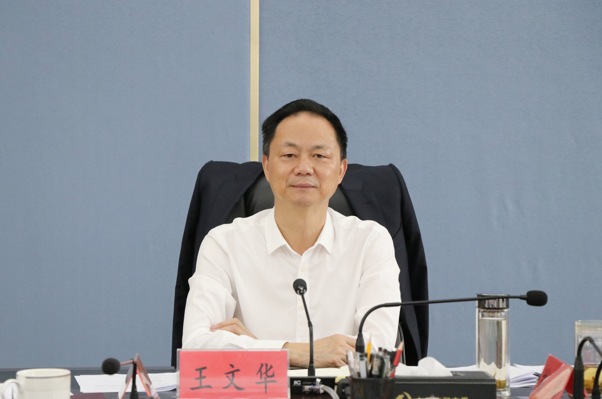 9.25书记市长 市委常委会1_副本.jpg 9.25书记市长 市委常委会1_副本.jpg