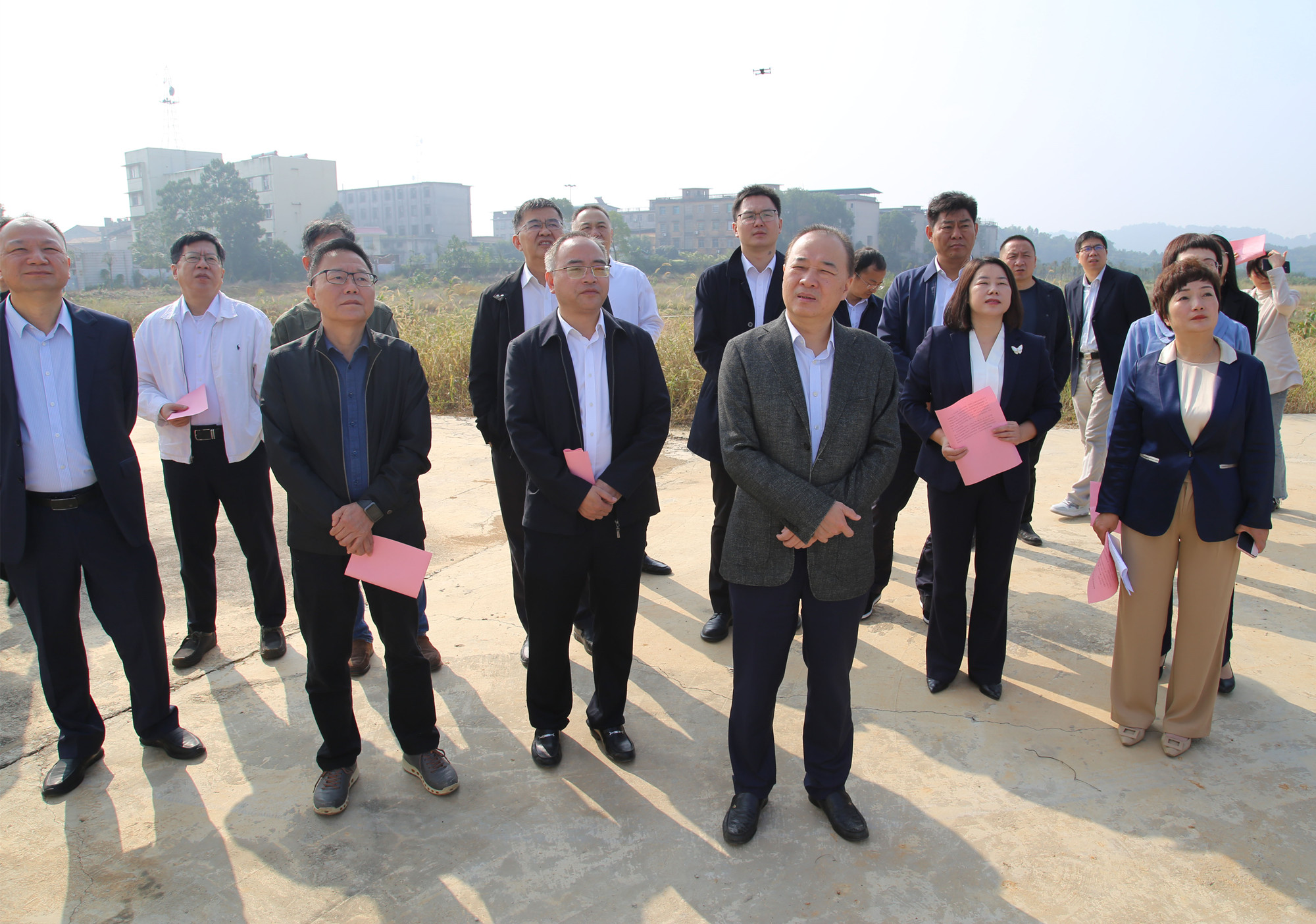 10.11市长,省人大调研_副本.jpg 10.11市长,省人大调研_副本.jpg