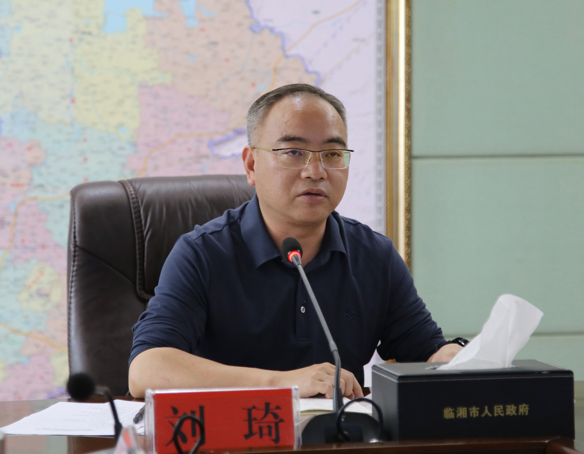 10.27市长,营商环境推进会1_副本.jpg 10.27市长,营商环境推进会1_副本.jpg