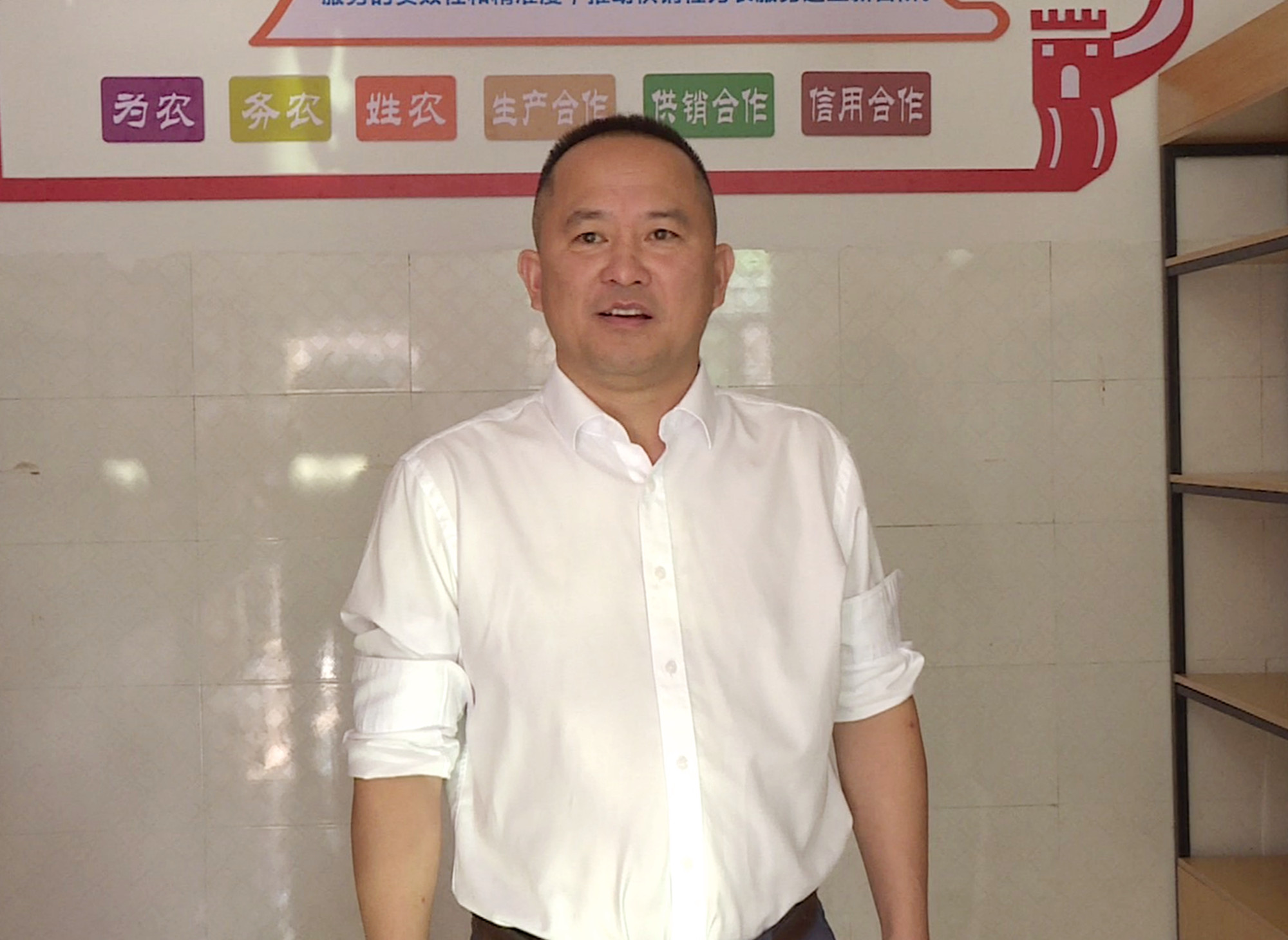 易兴建002_副本.jpg