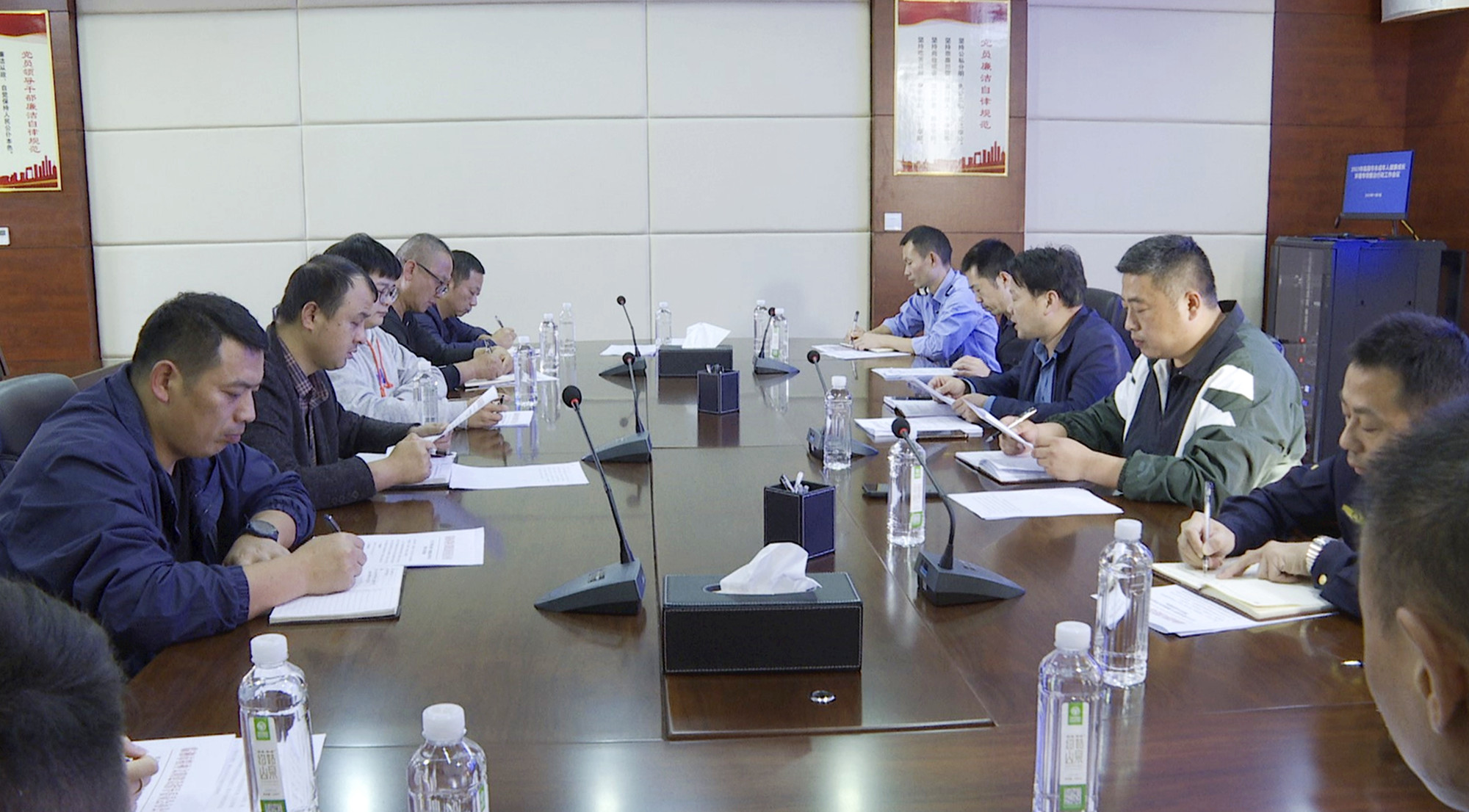 未成年健康成长环境整治003_副本.jpg 未成年健康成长环境整治003_副本.jpg