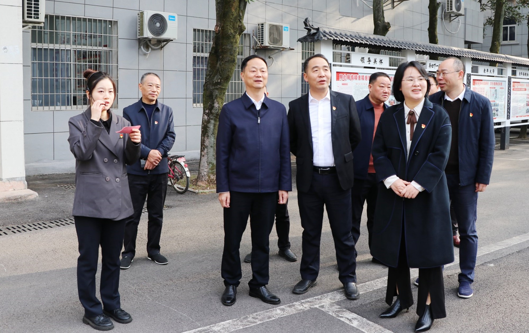 书记组织.jpg 书记组织.jpg