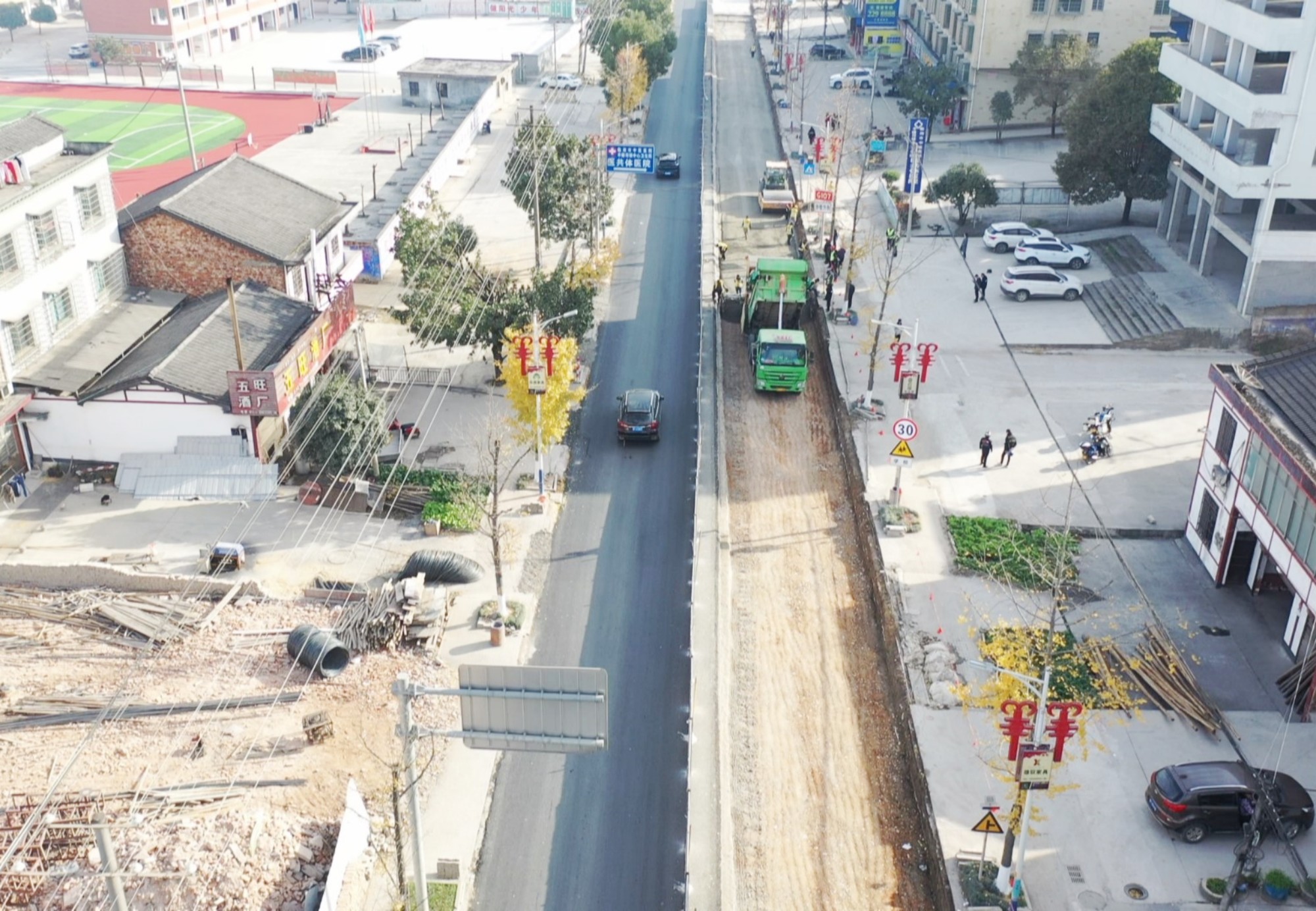 羊楼司大修002_副本.jpg 羊楼司大修002_副本.jpg