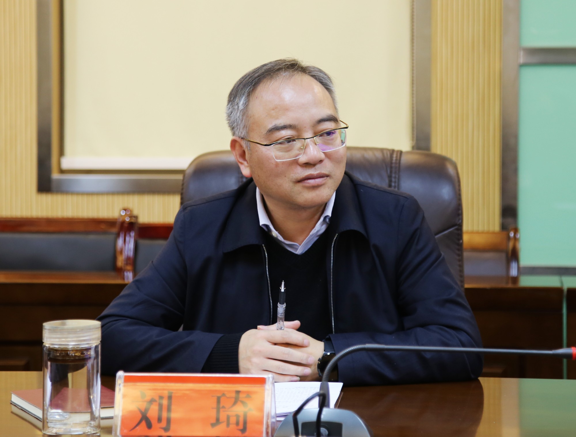 市长老同志.jpg0.jpg 市长老同志.jpg0.jpg