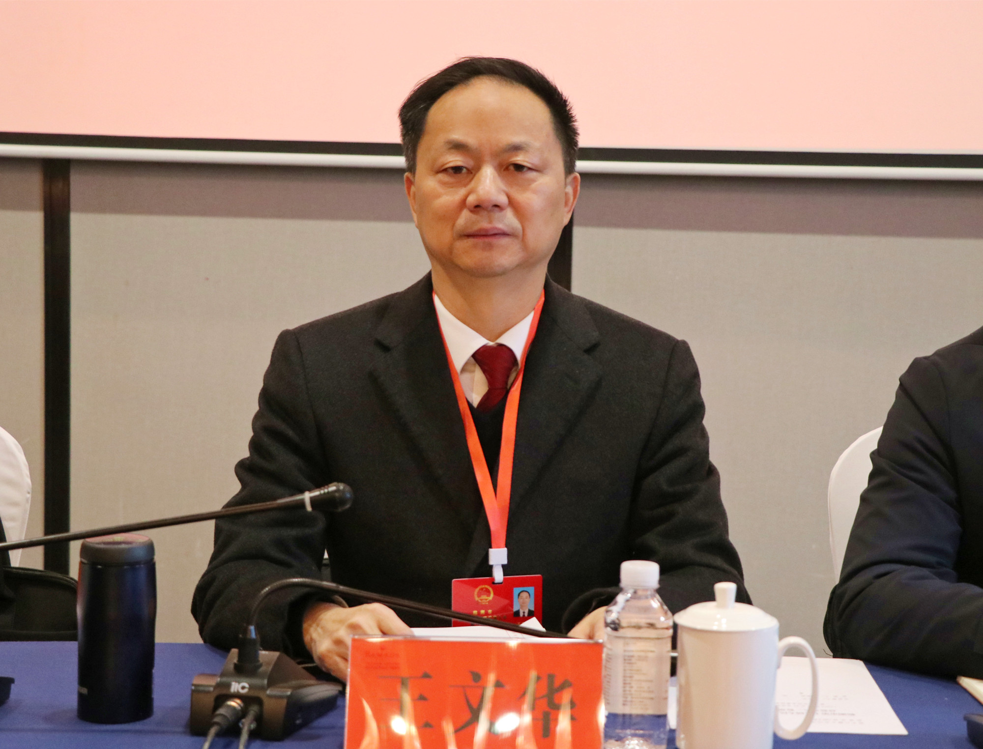 12.22书记市长 临湘市十八届人大三次会议分团讨论2_副本.jpg 12.22书记市长 临湘市十八届人大三次会议分团讨论2_副本.jpg