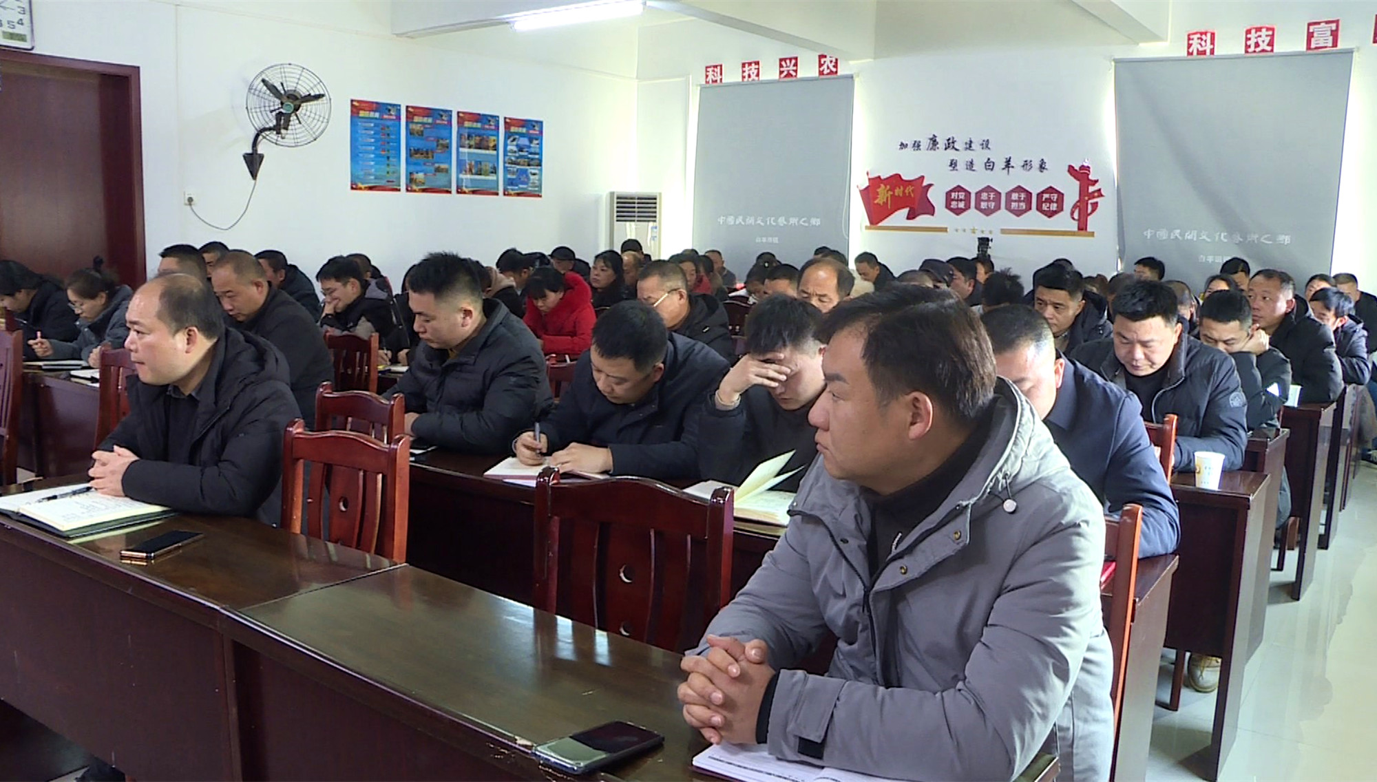 白羊田004_副本.jpg 白羊田004_副本.jpg