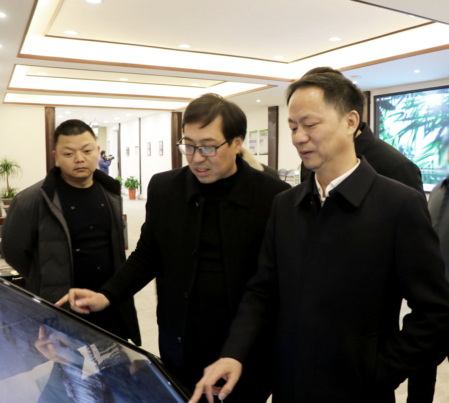 12.26书记调研五尖山2_副本-13.jpg 12.26书记调研五尖山2_副本-13.jpg