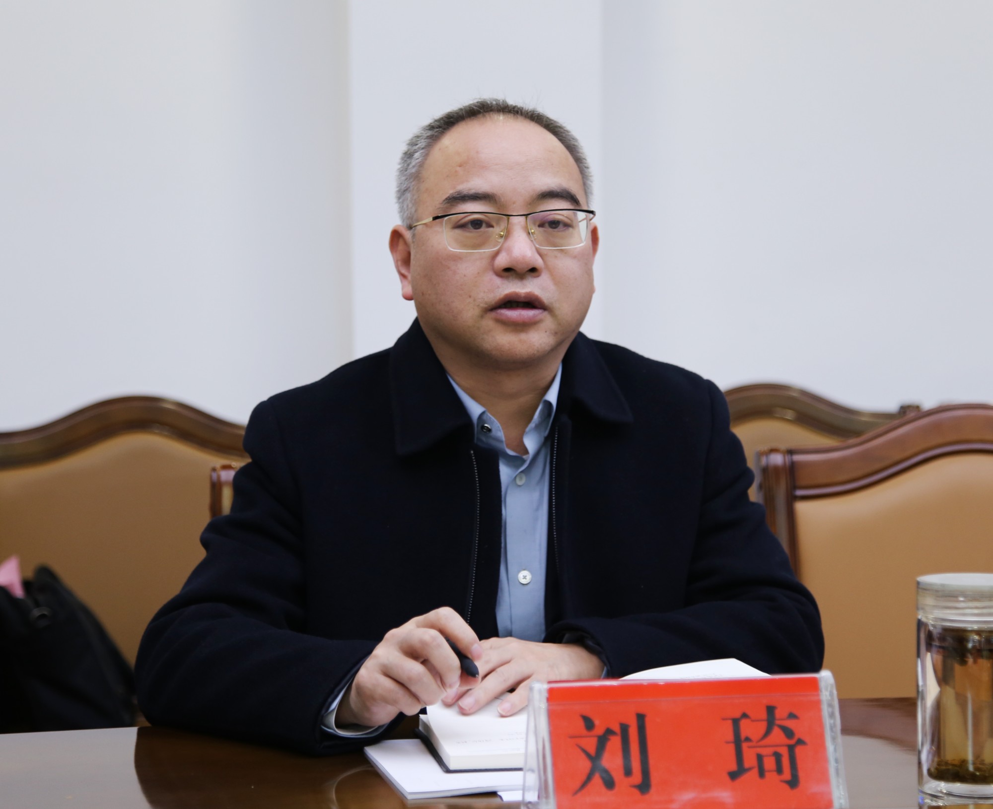 市长洽谈.jpg2.jpg