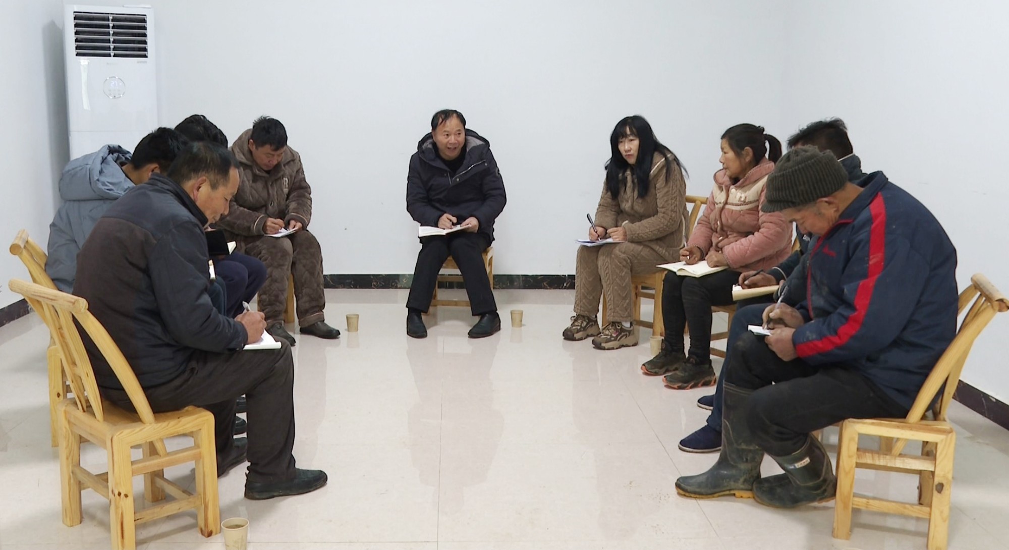 张兵驹001_副本.jpg 张兵驹001_副本.jpg