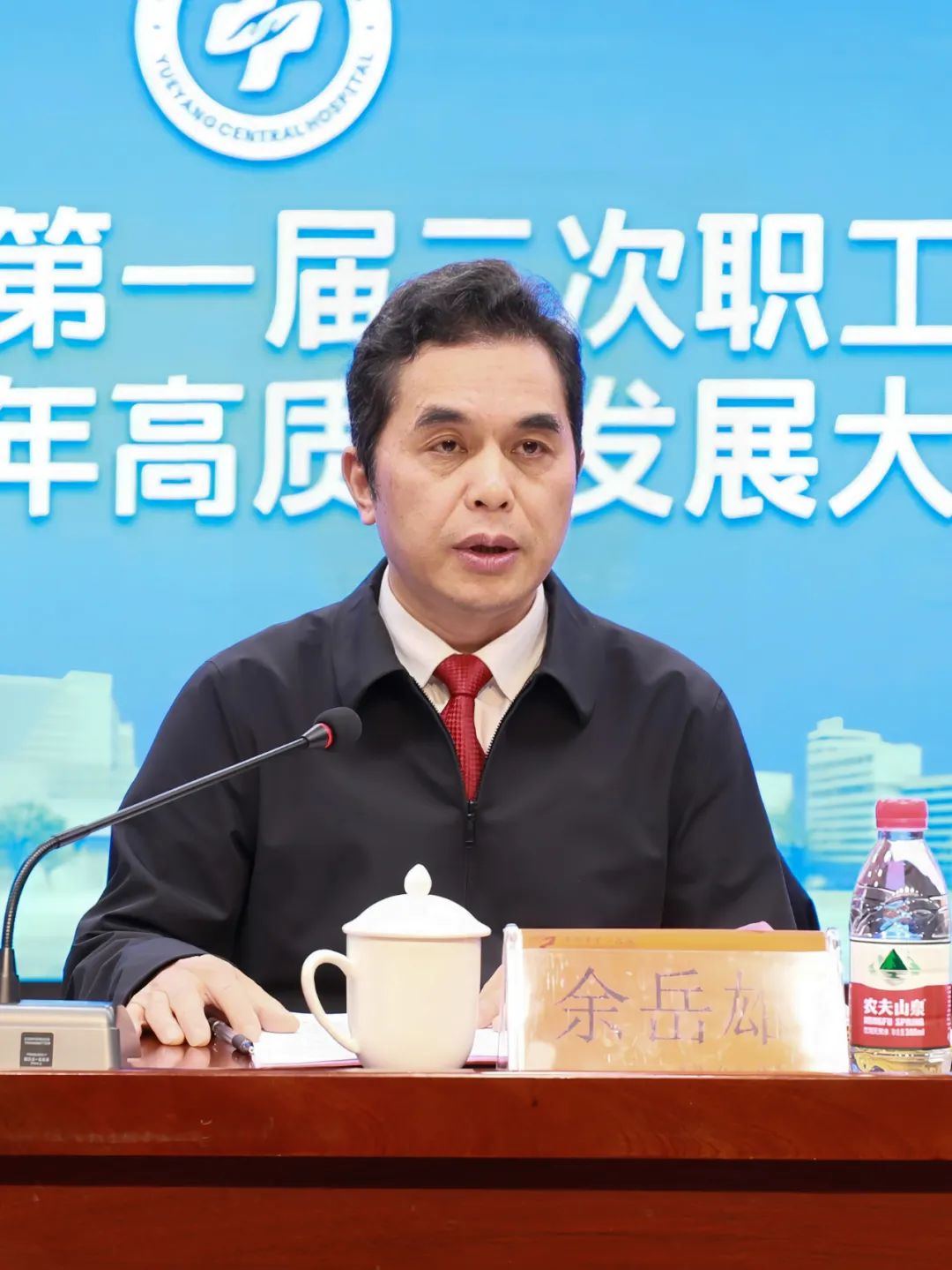 82034c7bb5478b67e2a8abe9d4f959f.jpg 图片