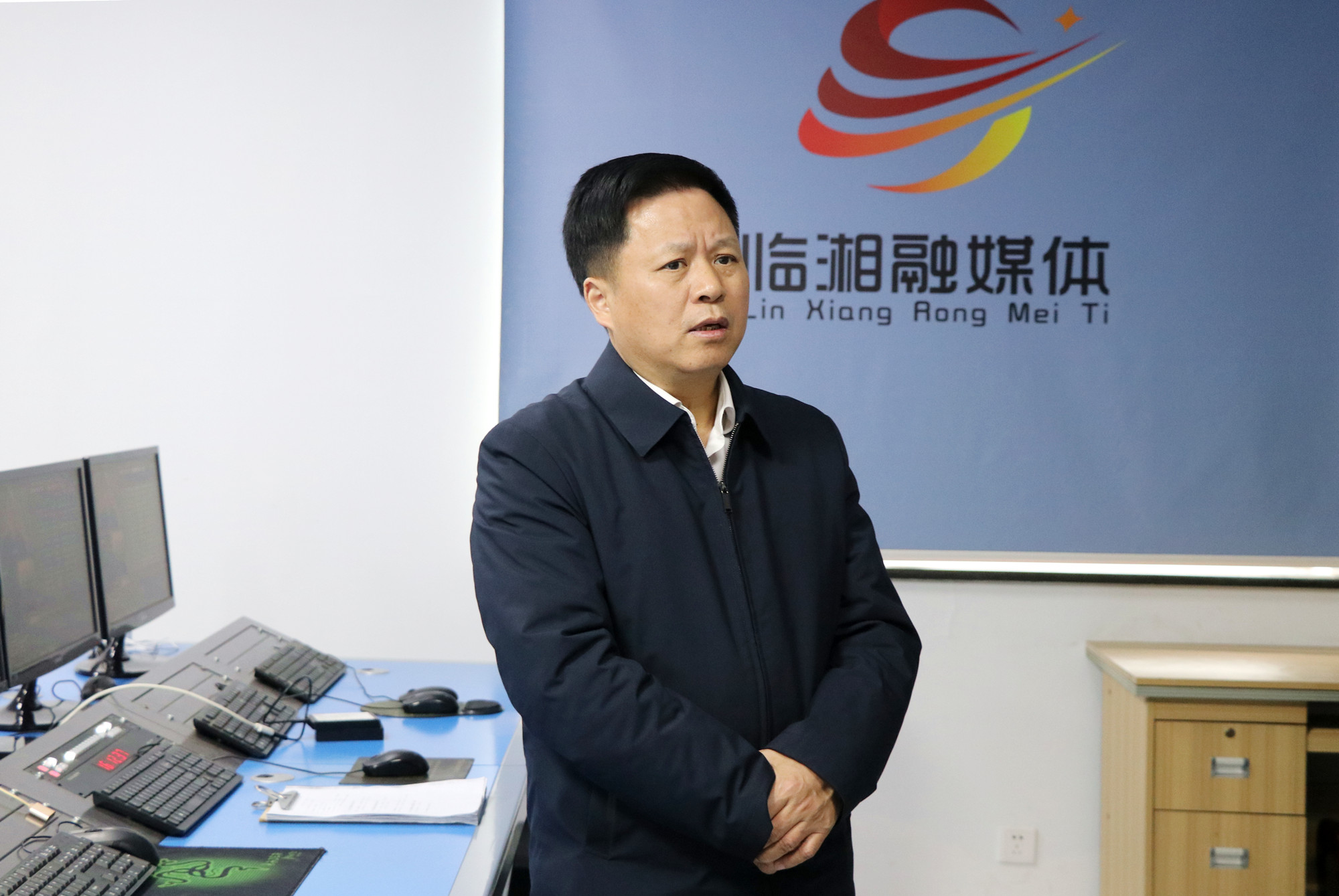 3.6市长 省广播电视局局长来我中心调研1_副本.jpg