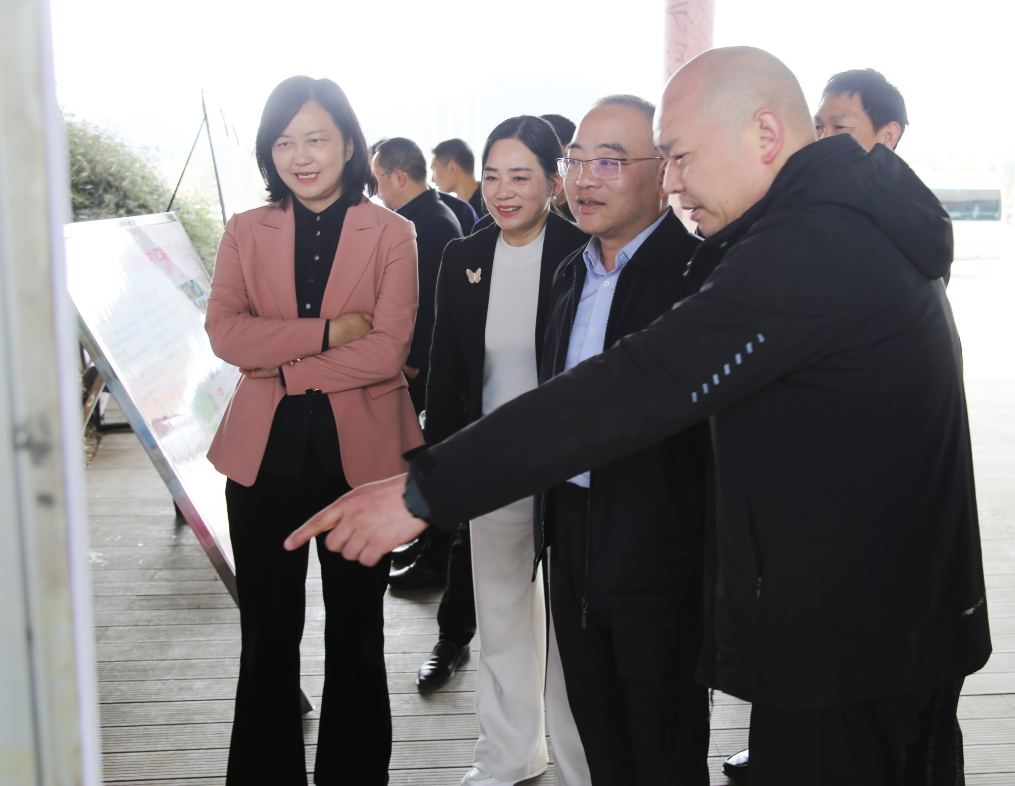 市长调研.jpg