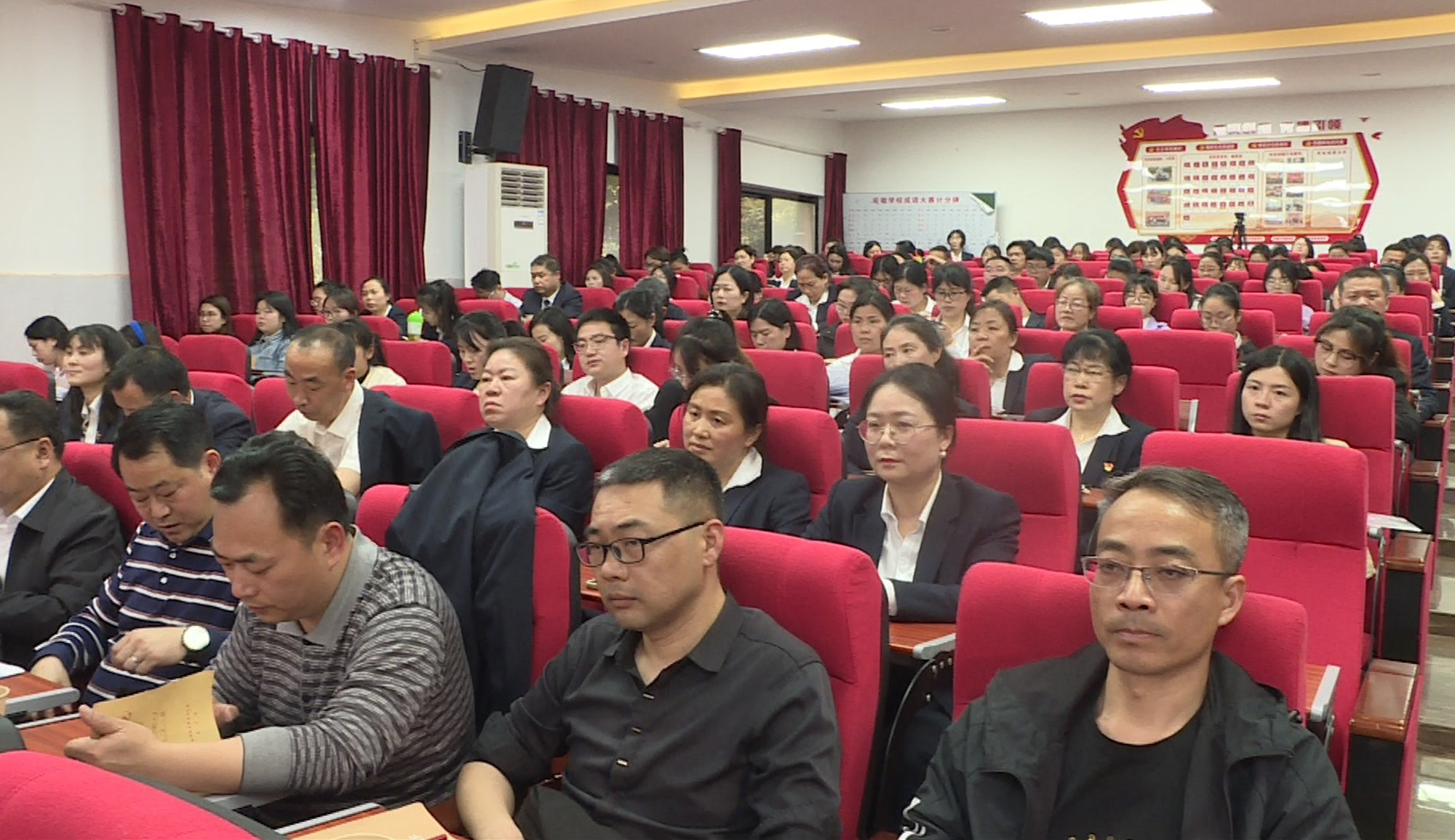 城乡教育帮扶结对003_副本.jpg