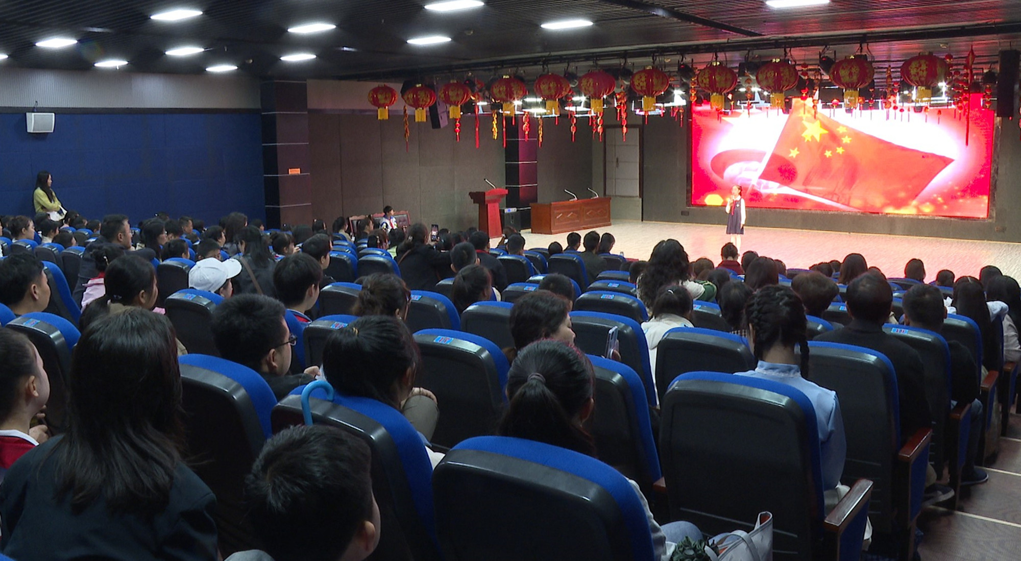 0415 我市多部门联合举办“红领巾讲解员”宣讲比赛001_副本.jpg