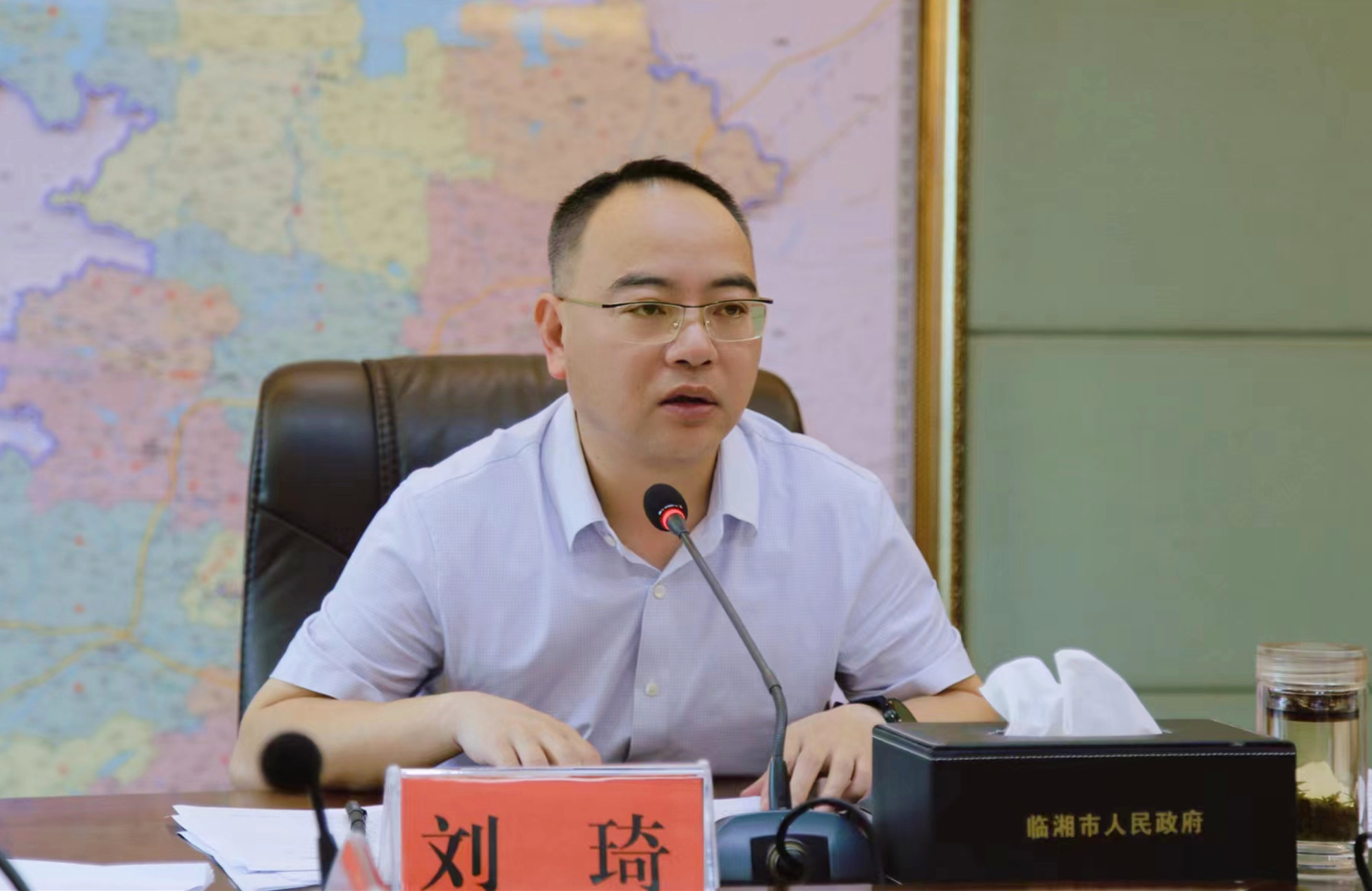 刘市长_副本.jpg
