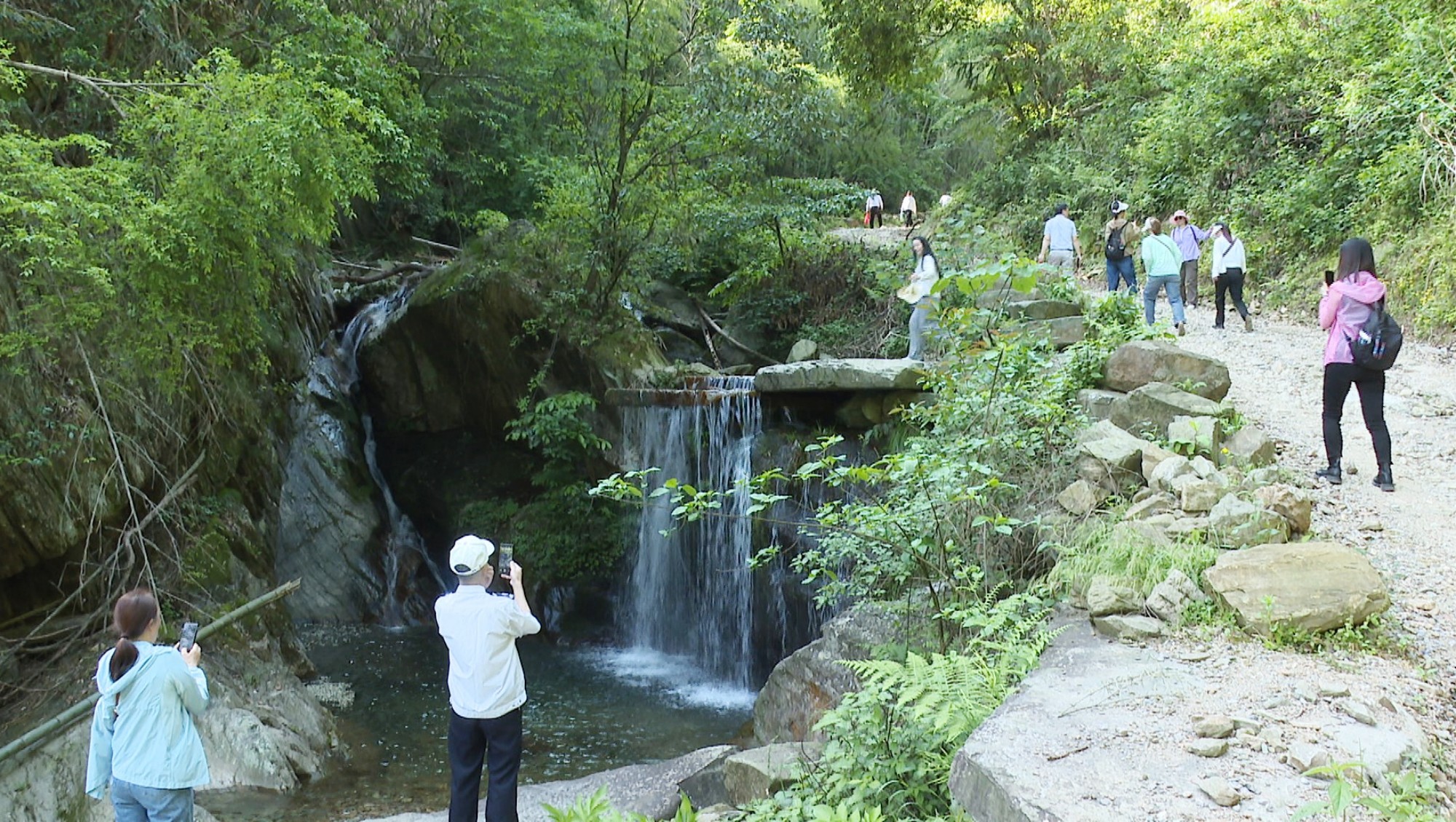 十三村004_副本.jpg 十三村004_副本.jpg