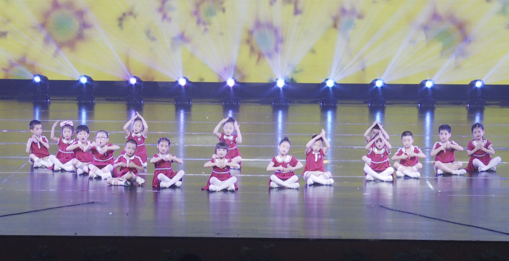 金苗幼儿园012_副本.jpg