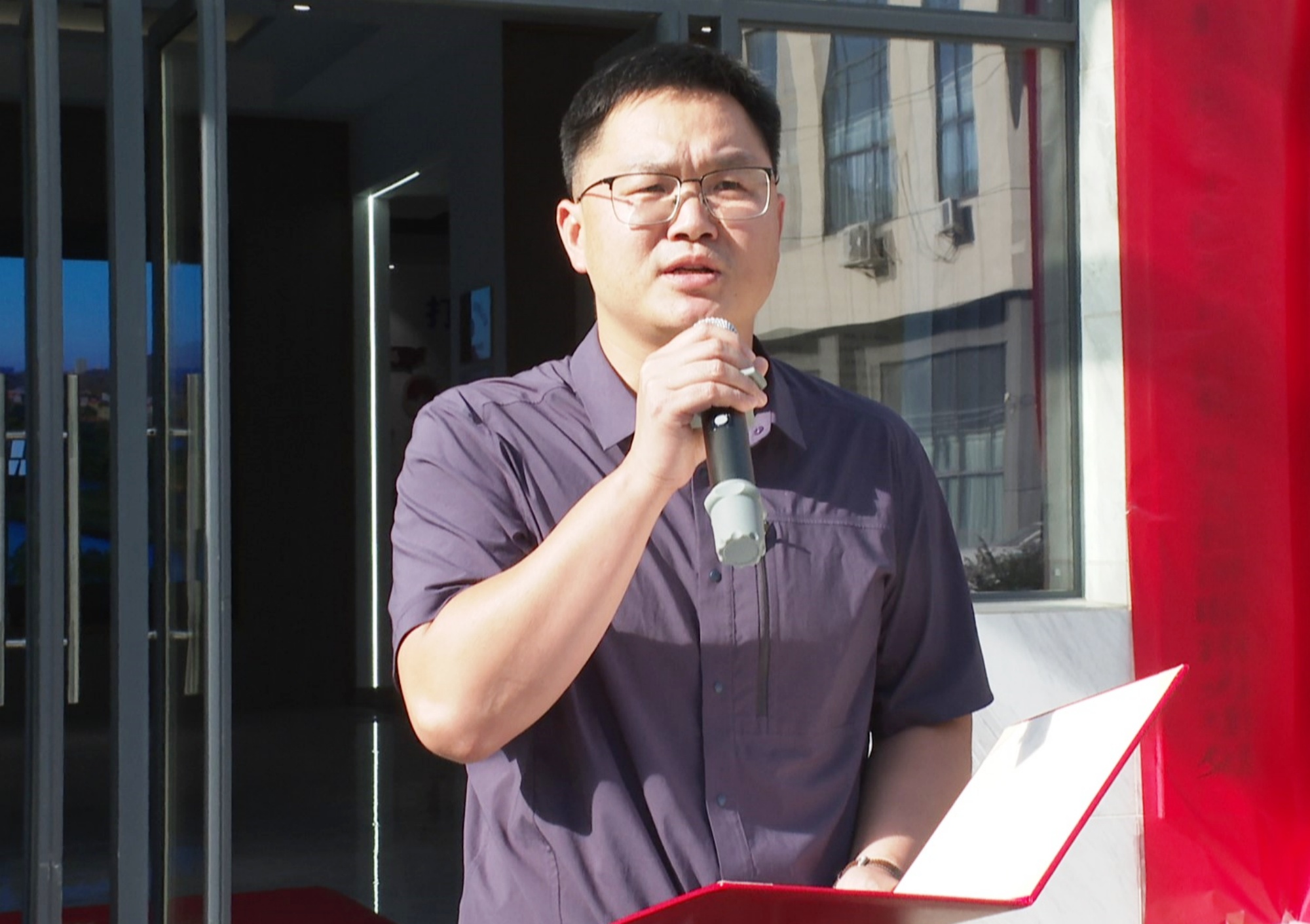 浮标检测003_副本.jpg 浮标检测003_副本.jpg