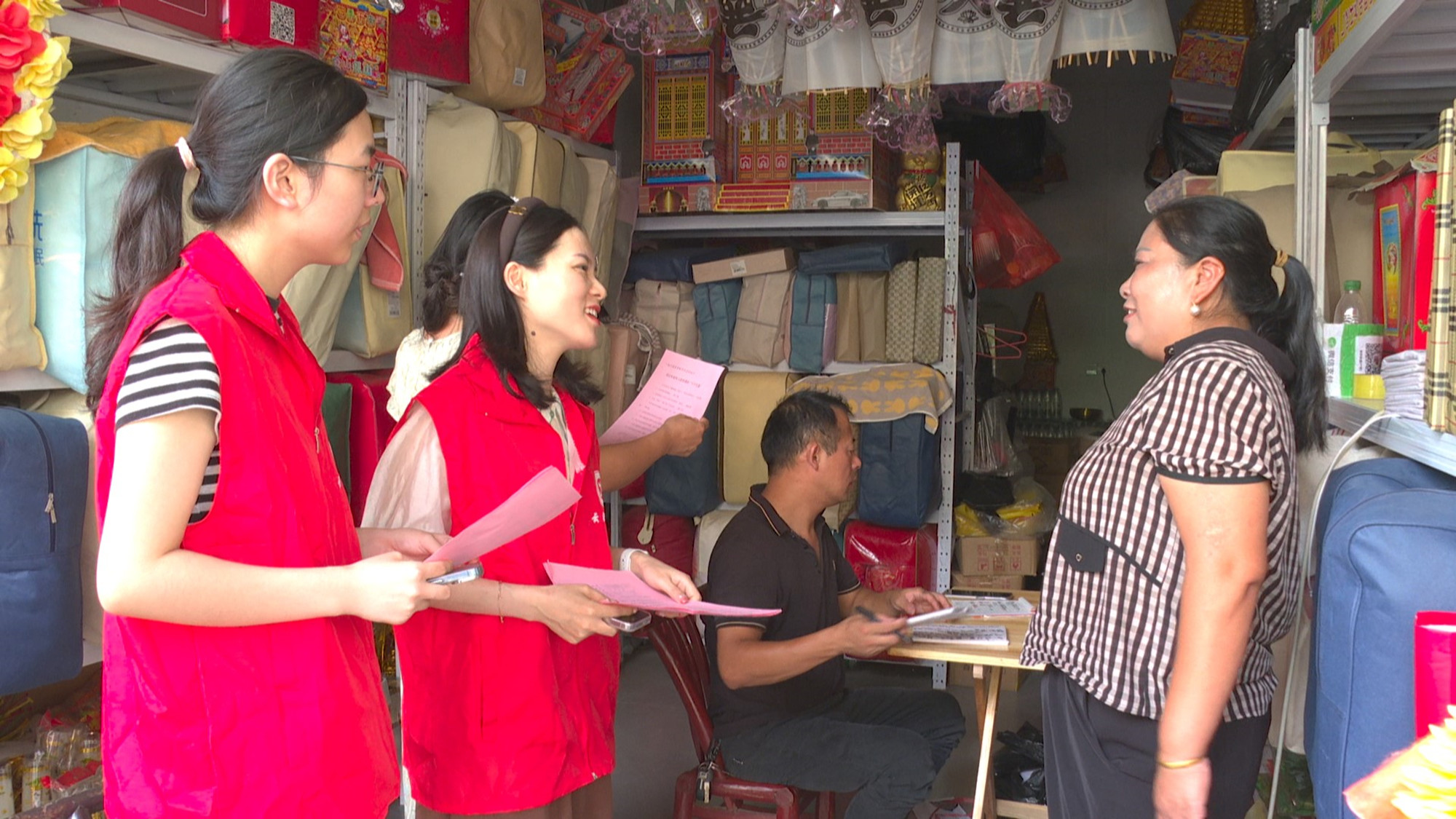 云湖街道：倡导移风易俗 弘扬文明新风_副本.jpg