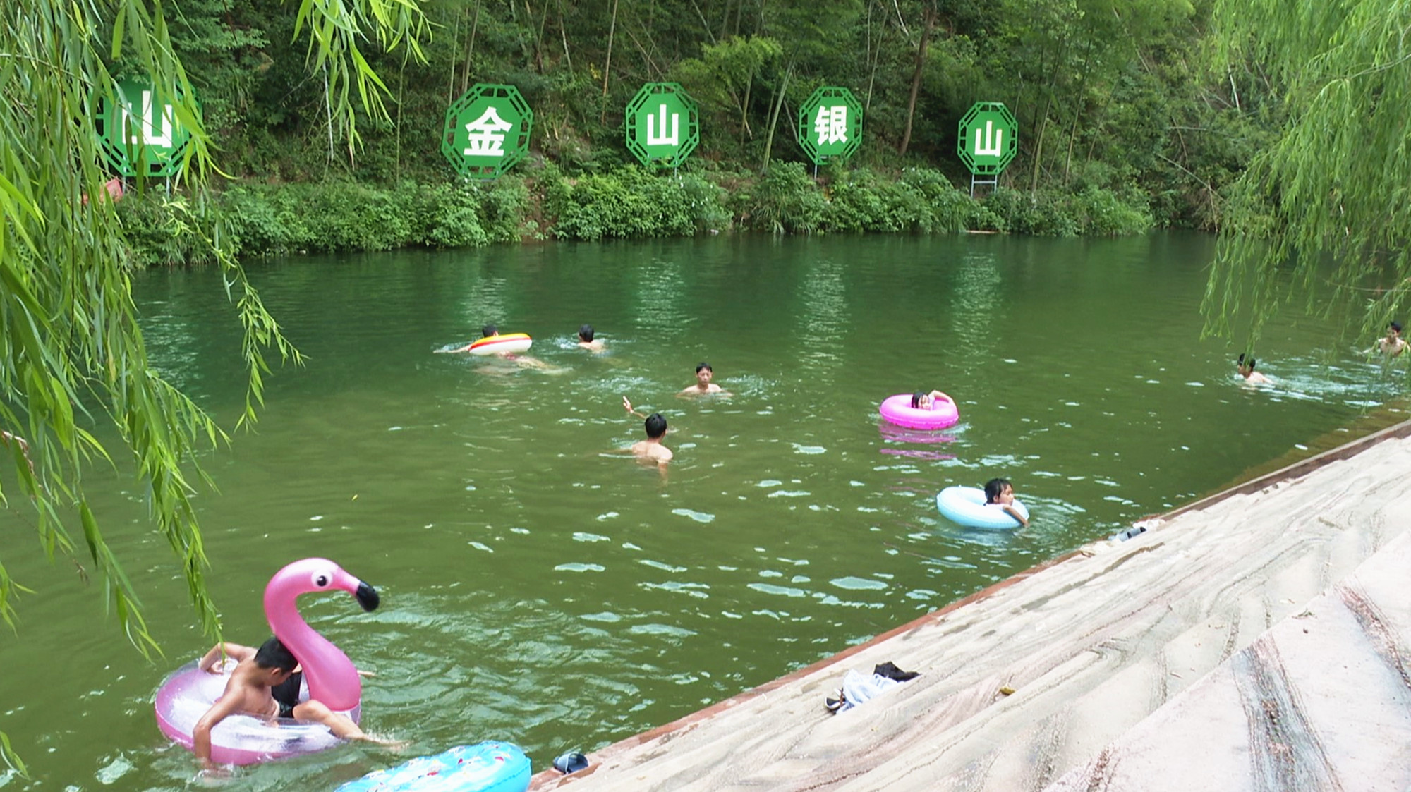 詹桥镇长浩村1_副本.jpg 詹桥镇长浩村1_副本.jpg