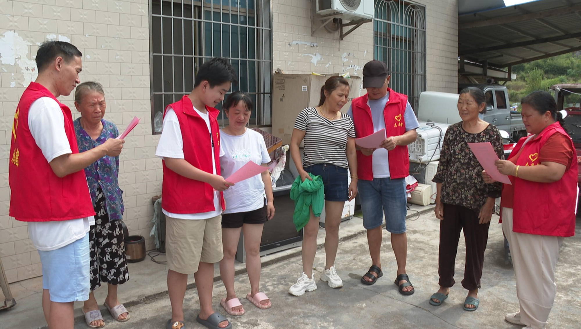 桃林源冲村森林防火001_副本.jpg 桃林源冲村森林防火001_副本.jpg