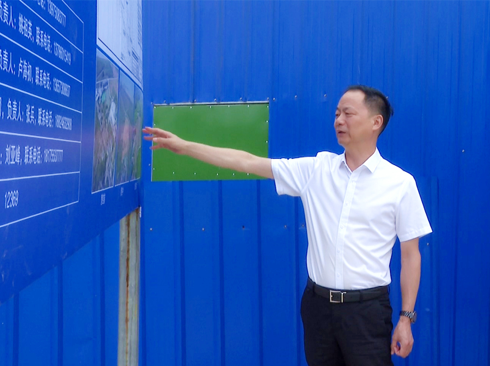 书记001_副本.jpg 书记001_副本.jpg