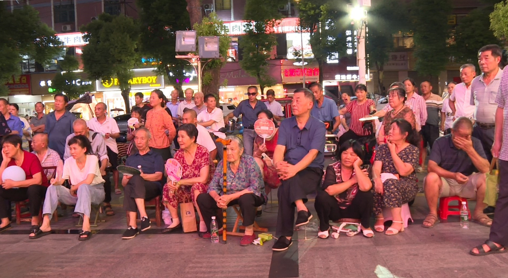 文艺演出004_副本.jpg 文艺演出004_副本.jpg