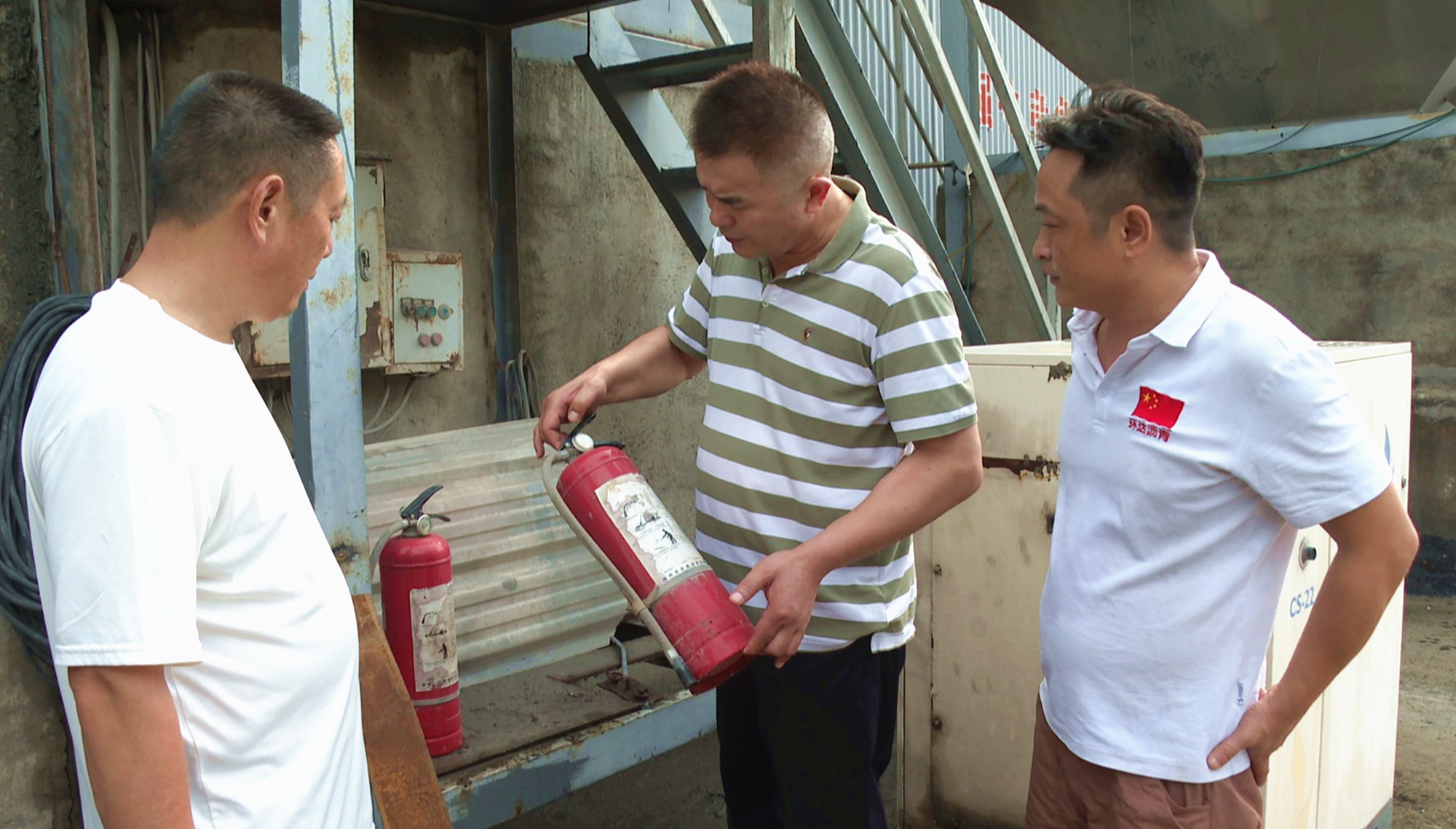 桃林消防安全检查003_副本.jpg 桃林消防安全检查003_副本.jpg
