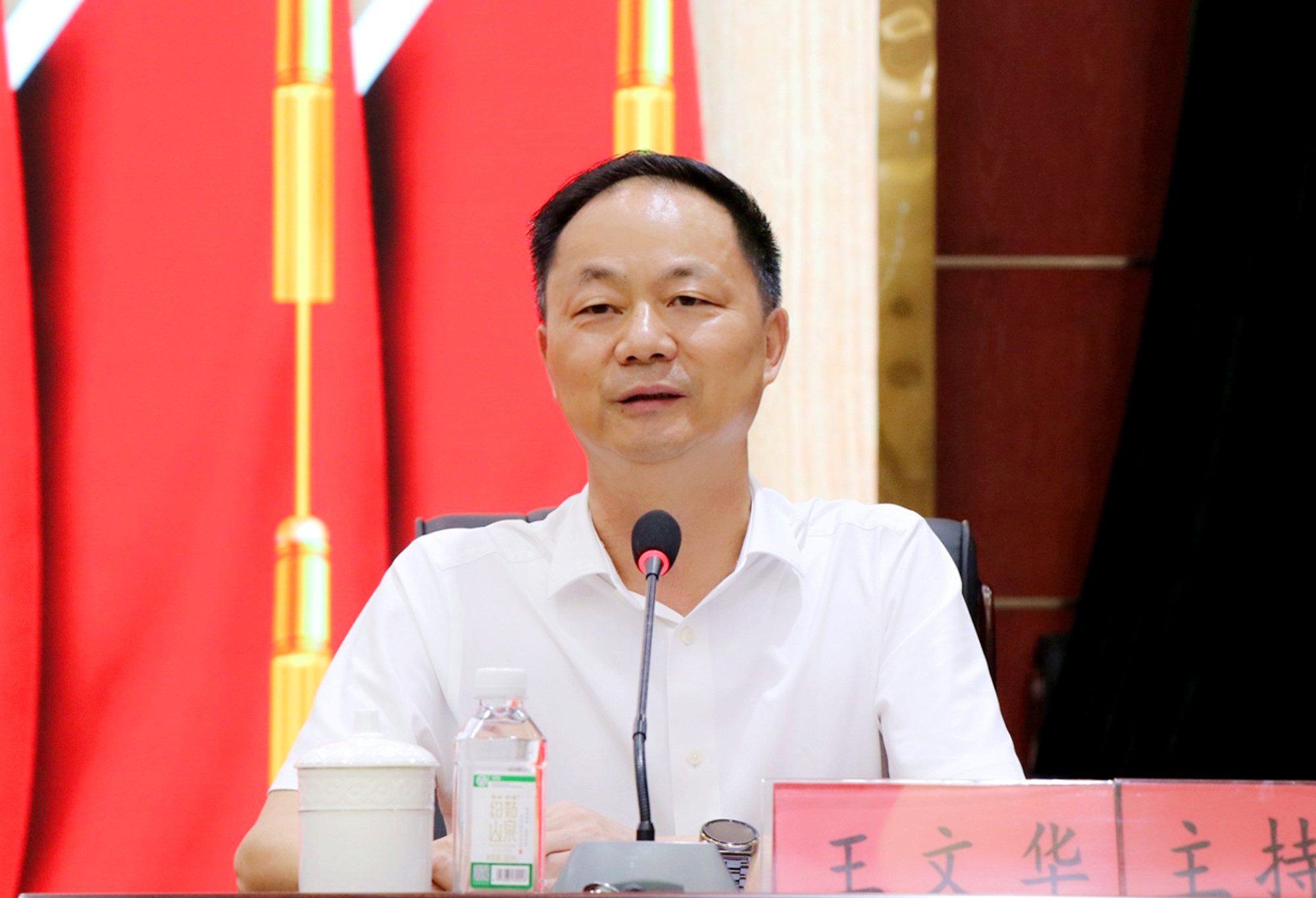 IMG_0571_副本宣讲.jpg IMG_0571_副本宣讲.jpg