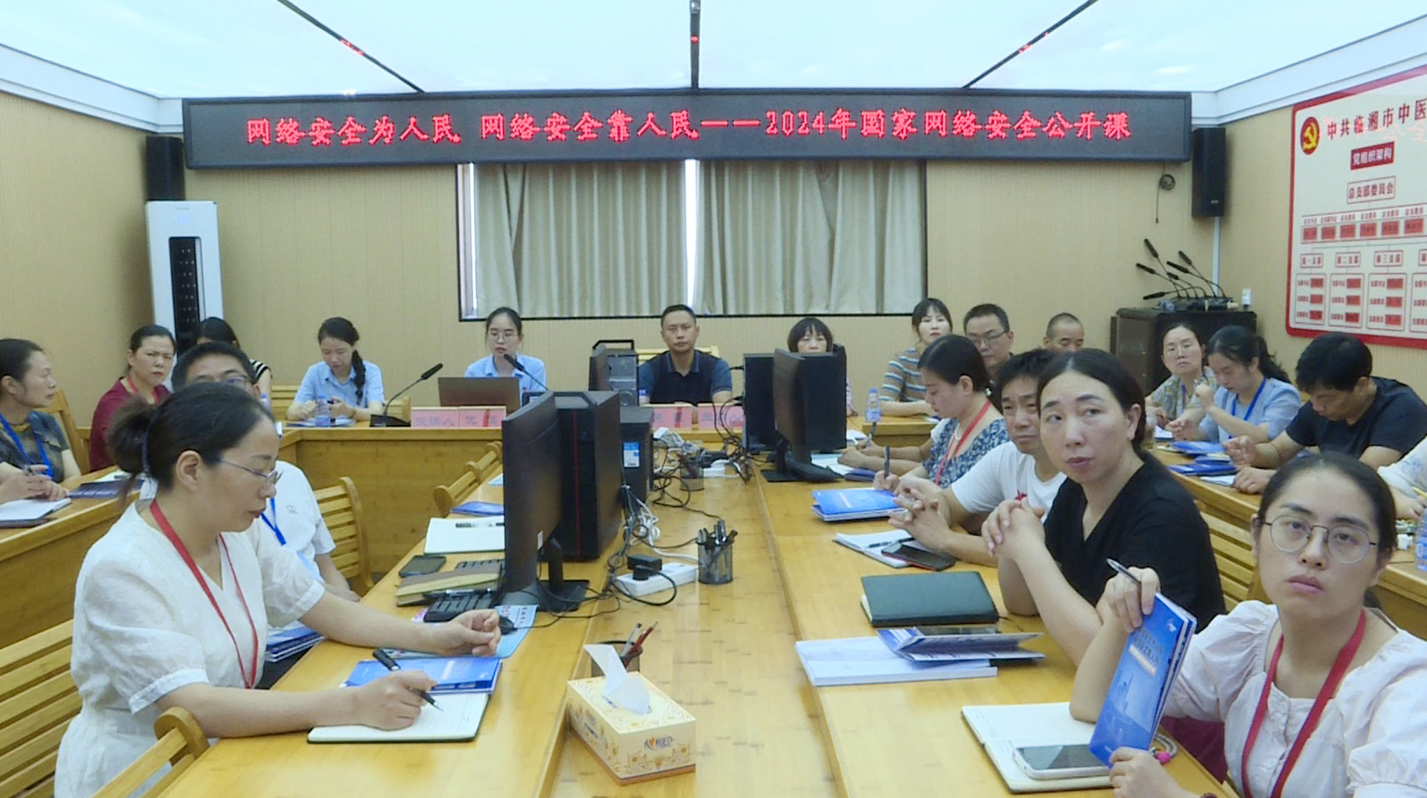 市总工会006_副本.jpg 市总工会006_副本.jpg