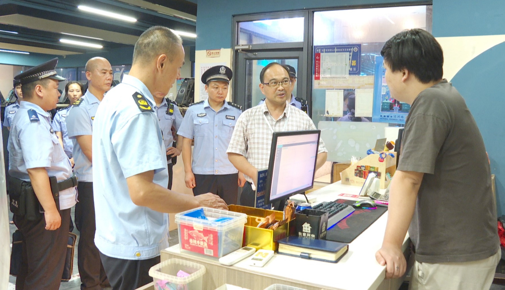 司法局002_副本.jpg 司法局002_副本.jpg