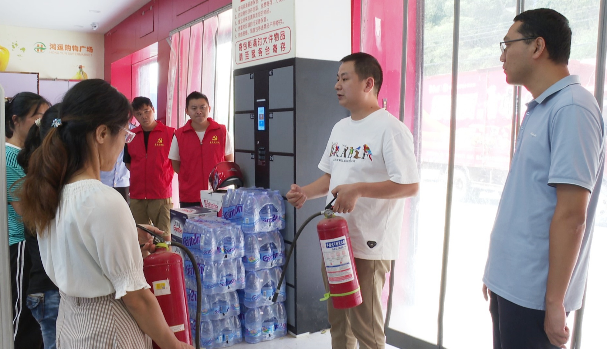 忠防消防007_副本.jpg 忠防消防007_副本.jpg