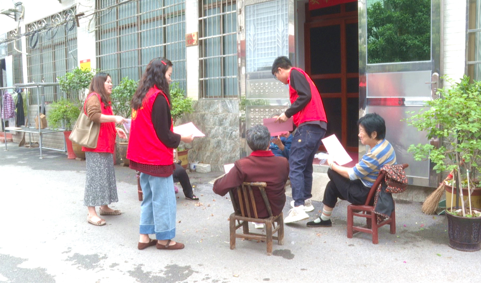 长安街道围城社区医保宣传010_副本.jpg