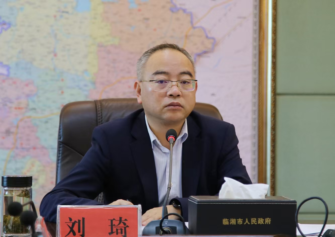 微信图片_20241031170516市长.jpg