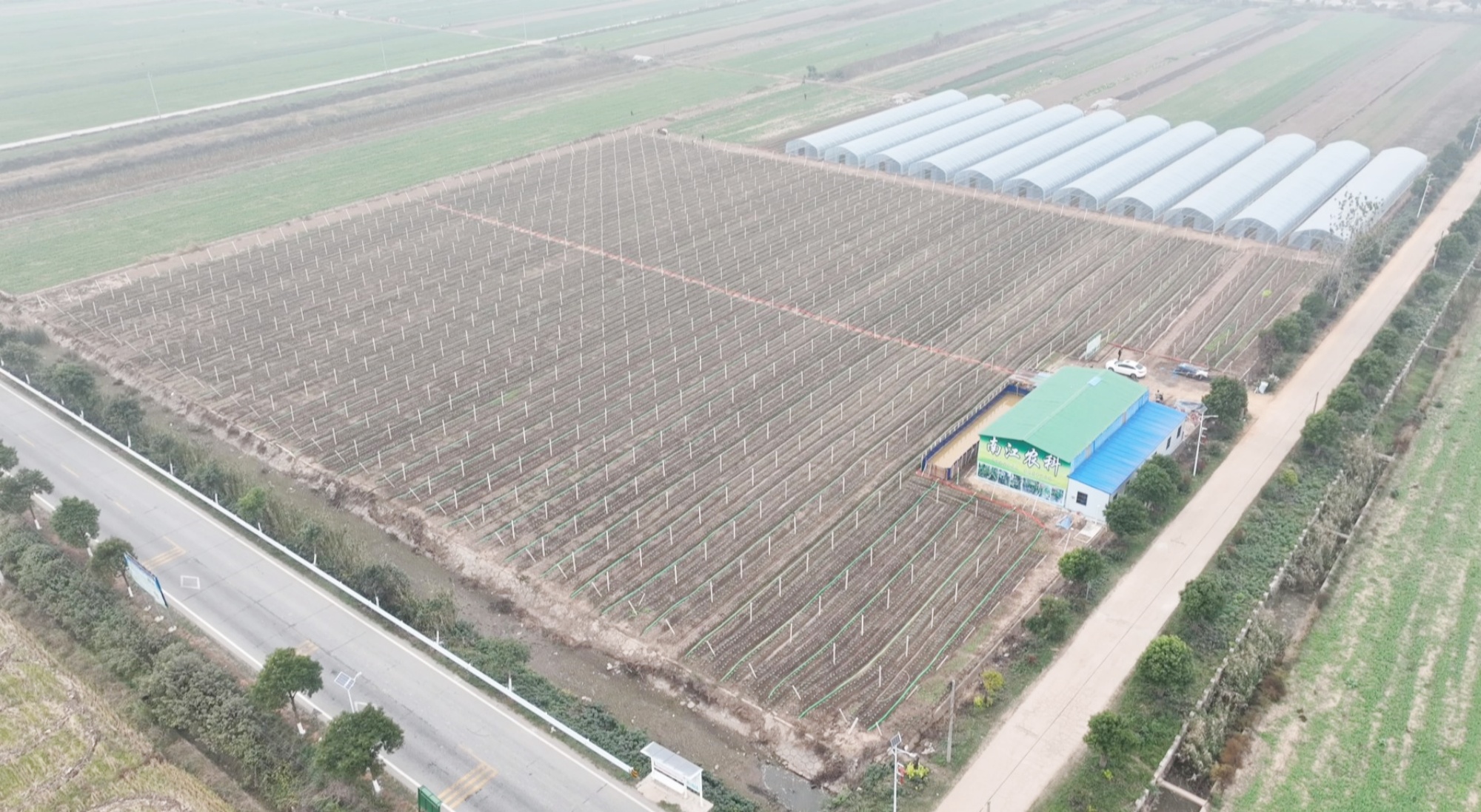 江南001_副本.jpg 江南001_副本.jpg