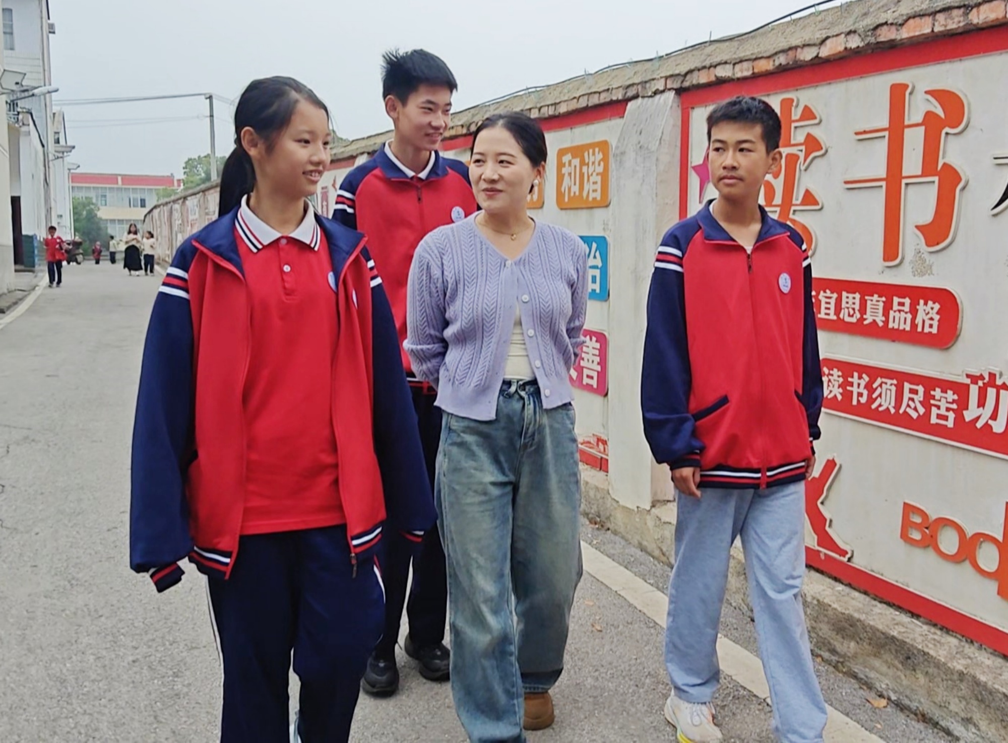 李木子003_副本.jpg 李木子003_副本.jpg