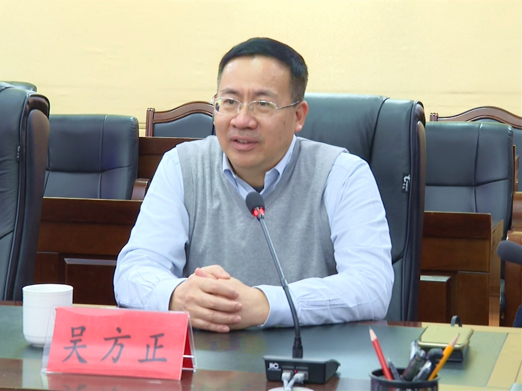 1230 王文华会见粤港澳大湾区乡友企业家009_副本.jpg