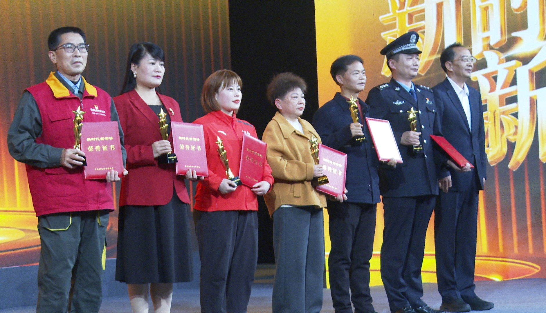 李国武003_副本.jpg