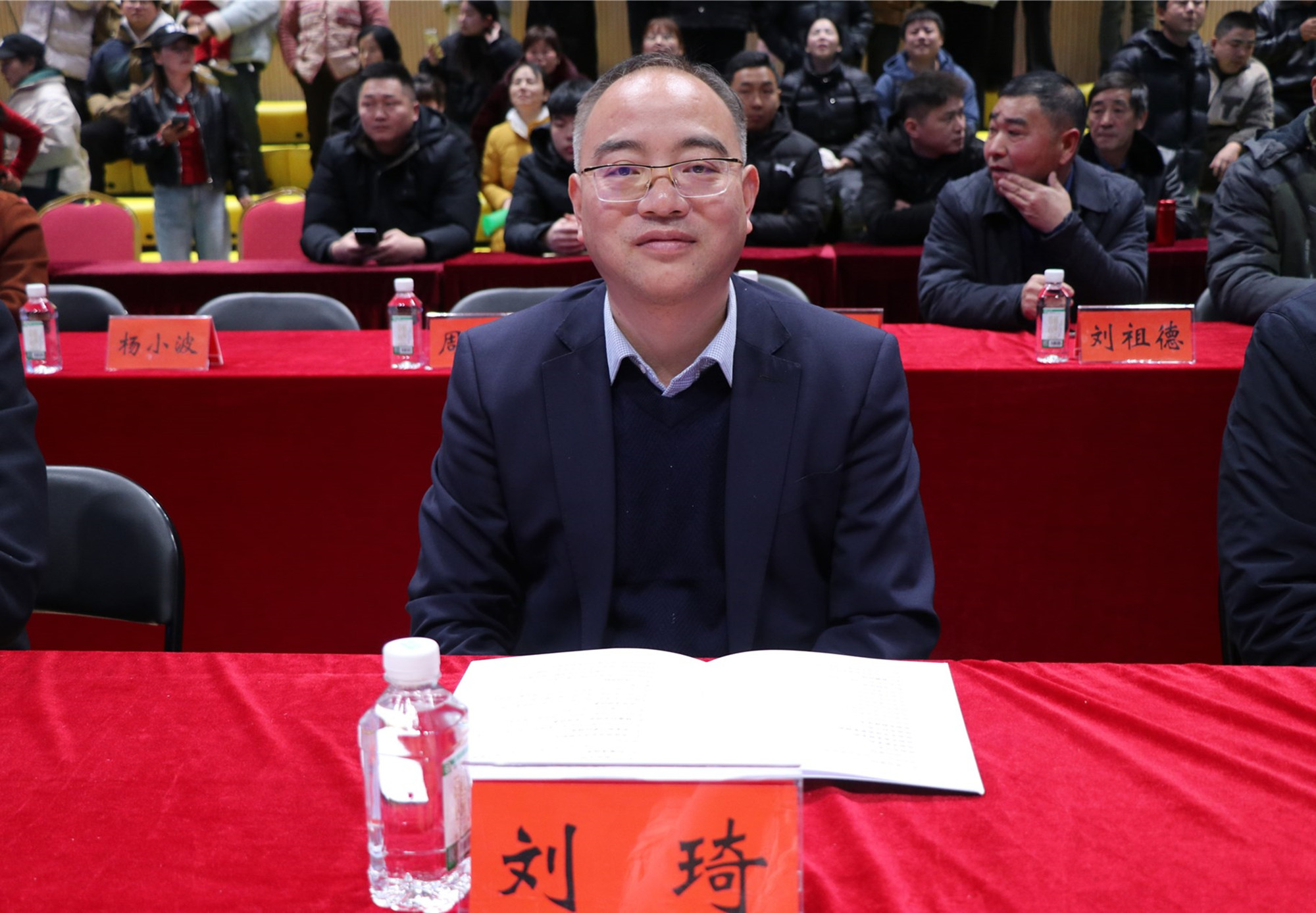 IMG_4411_副本1.10书记市长 公益篮球赛.jpg