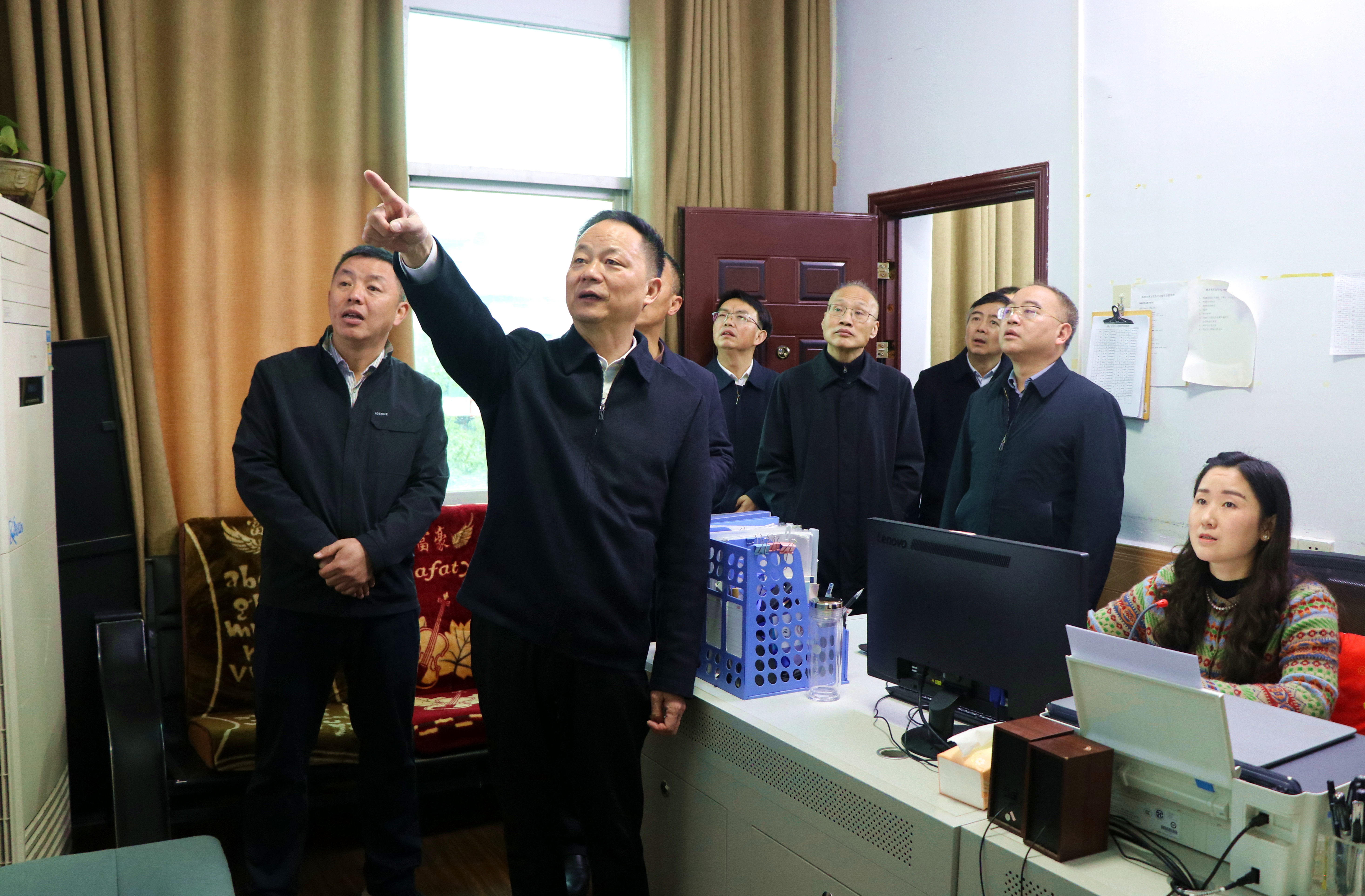 IMG_1408_副本3.11书记市长调研教育工作.jpg