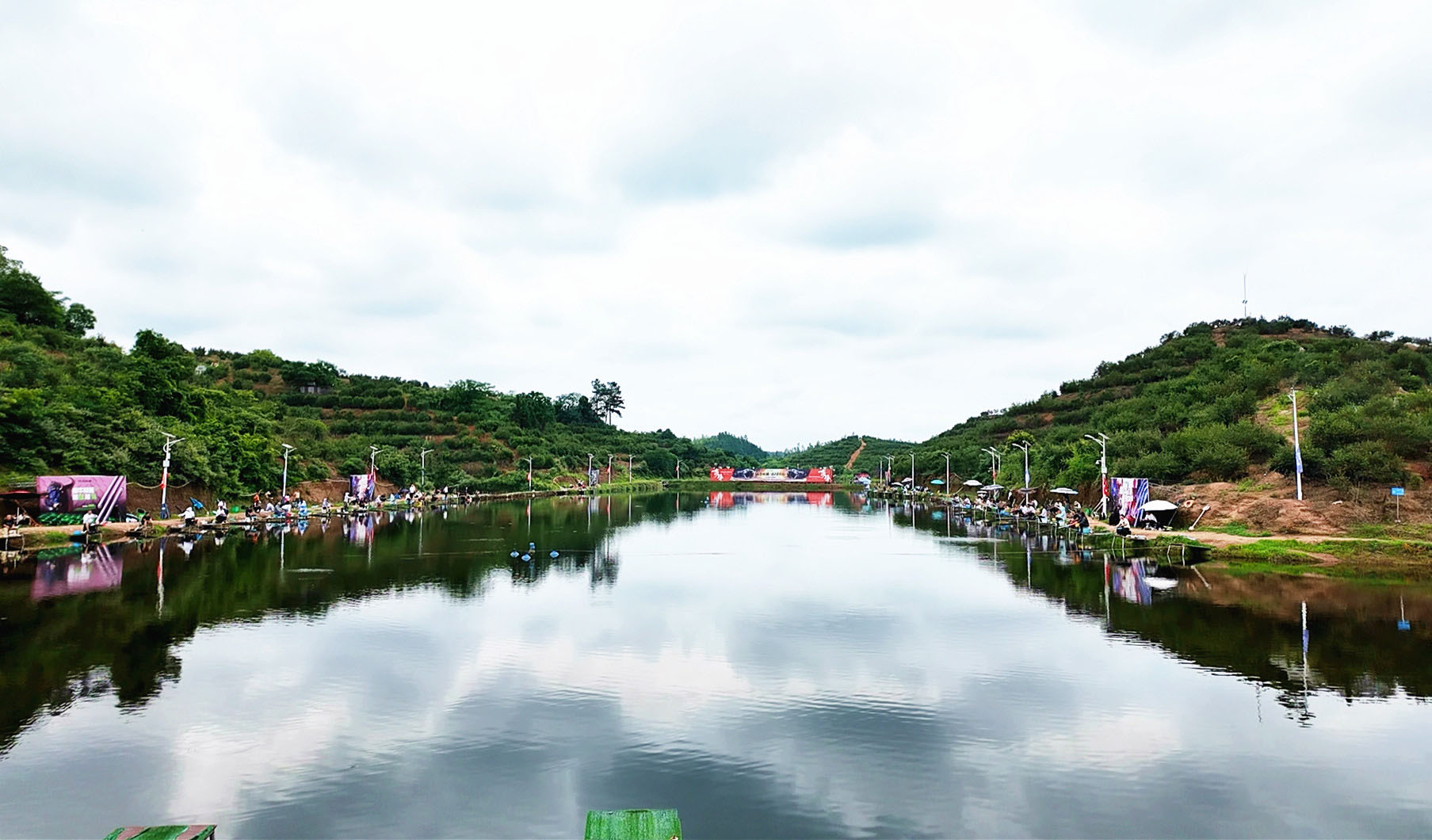0612 长塘镇古洞村：发展休闲产业 “垂钓经济”热起来_副本-1.jpg