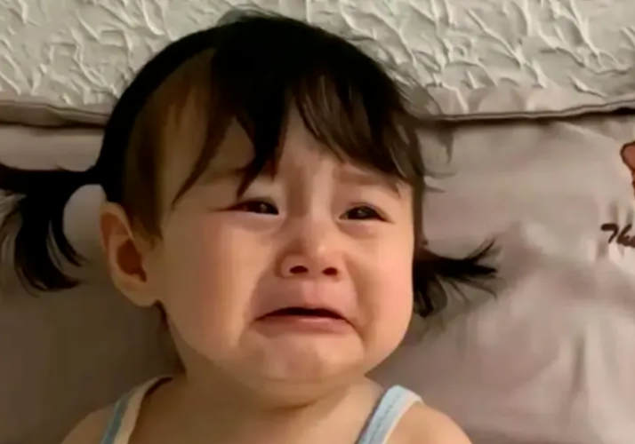 睡觉枕头湿一片！家中“汗娃”正常吗？