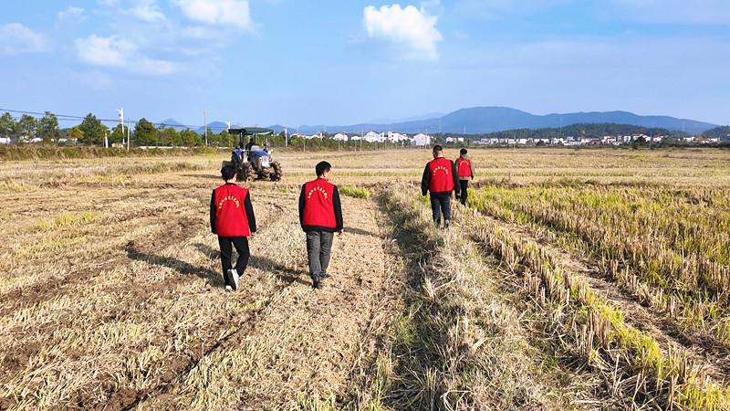 长塘_副本.jpg 长塘_副本.jpg