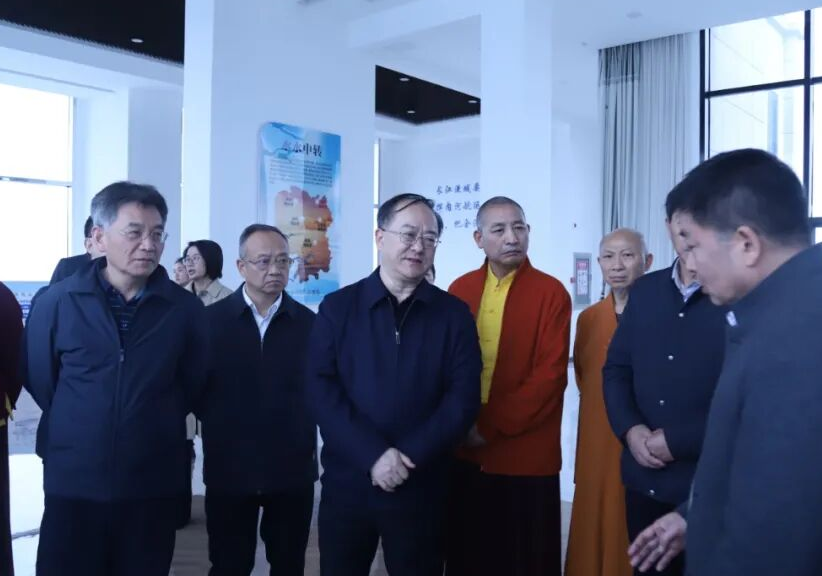 四川省政协副主席杜和平一行赴岳阳临港高新区调研