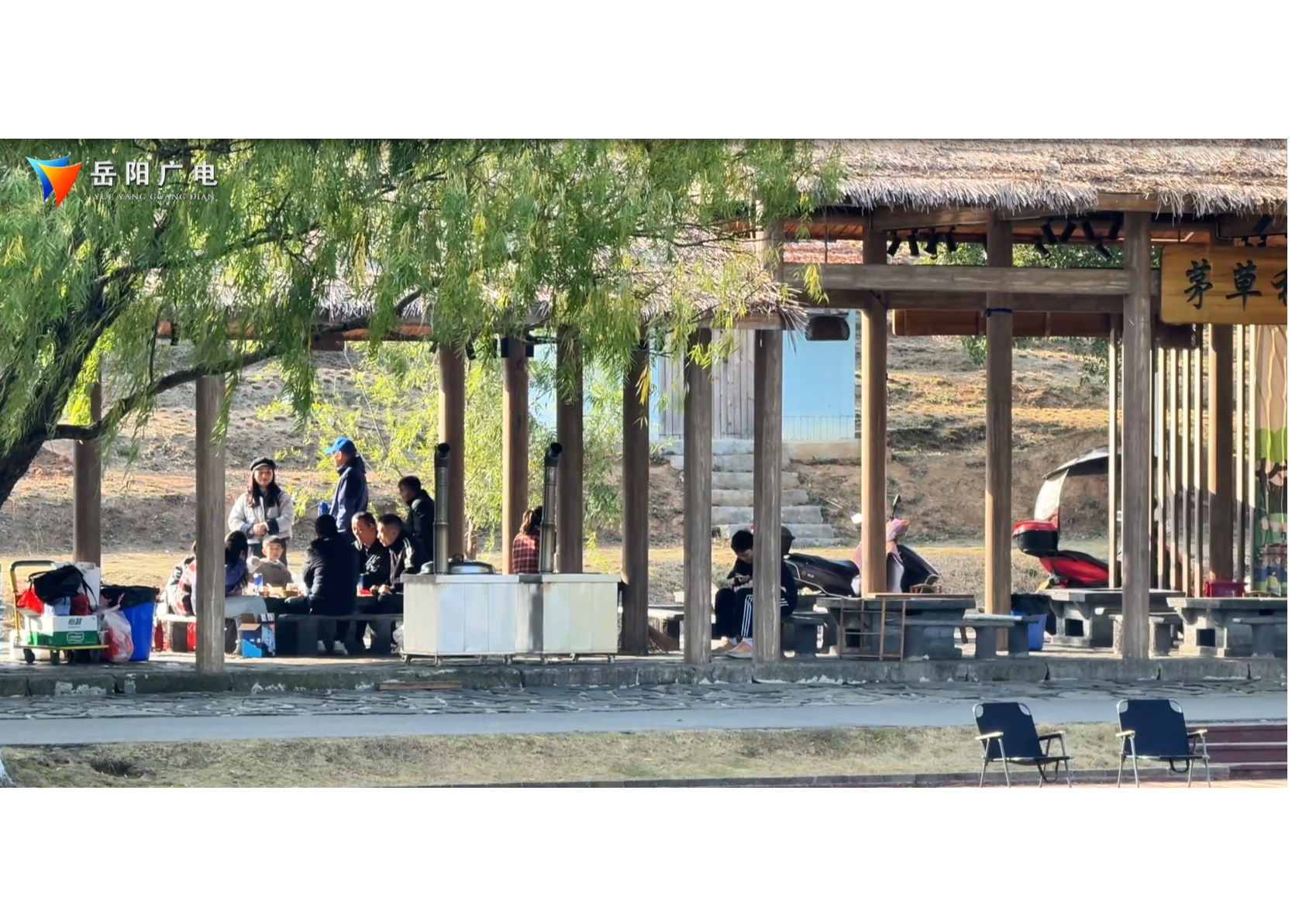 文明旅游 | 周末露营热升温 垃圾乱丢问题凸显