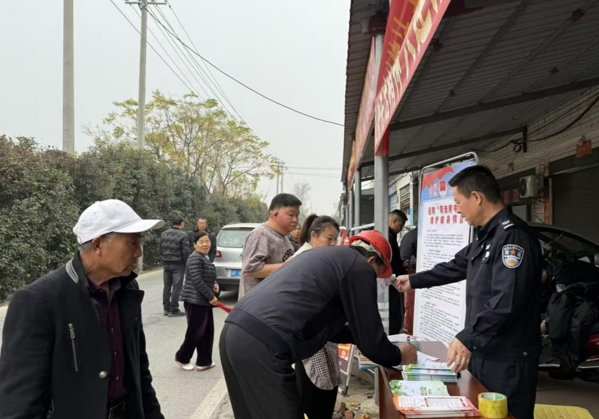 从“我听法”到“我参与” 河市镇开展宪法宣传周活动