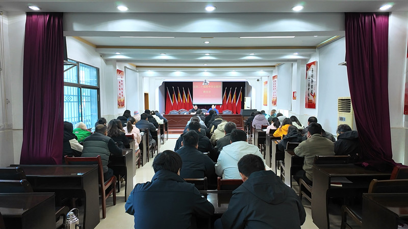 桃林_副本.jpg 桃林_副本.jpg