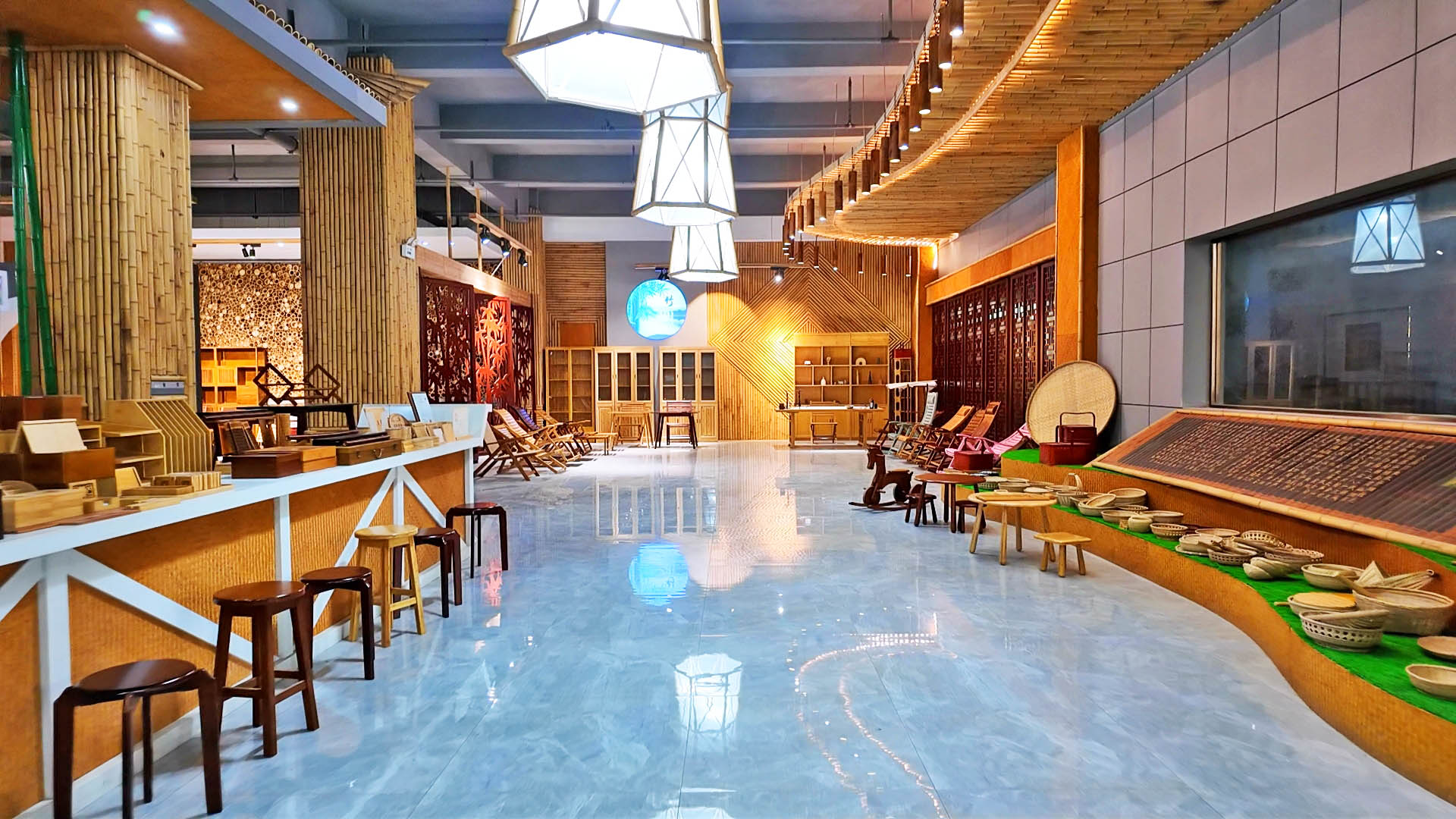 0123 我市“以竹为媒”撬动“以竹代塑”绿色转型4.jpg 0123 我市“以竹为媒”撬动“以竹代塑”绿色转型4.jpg