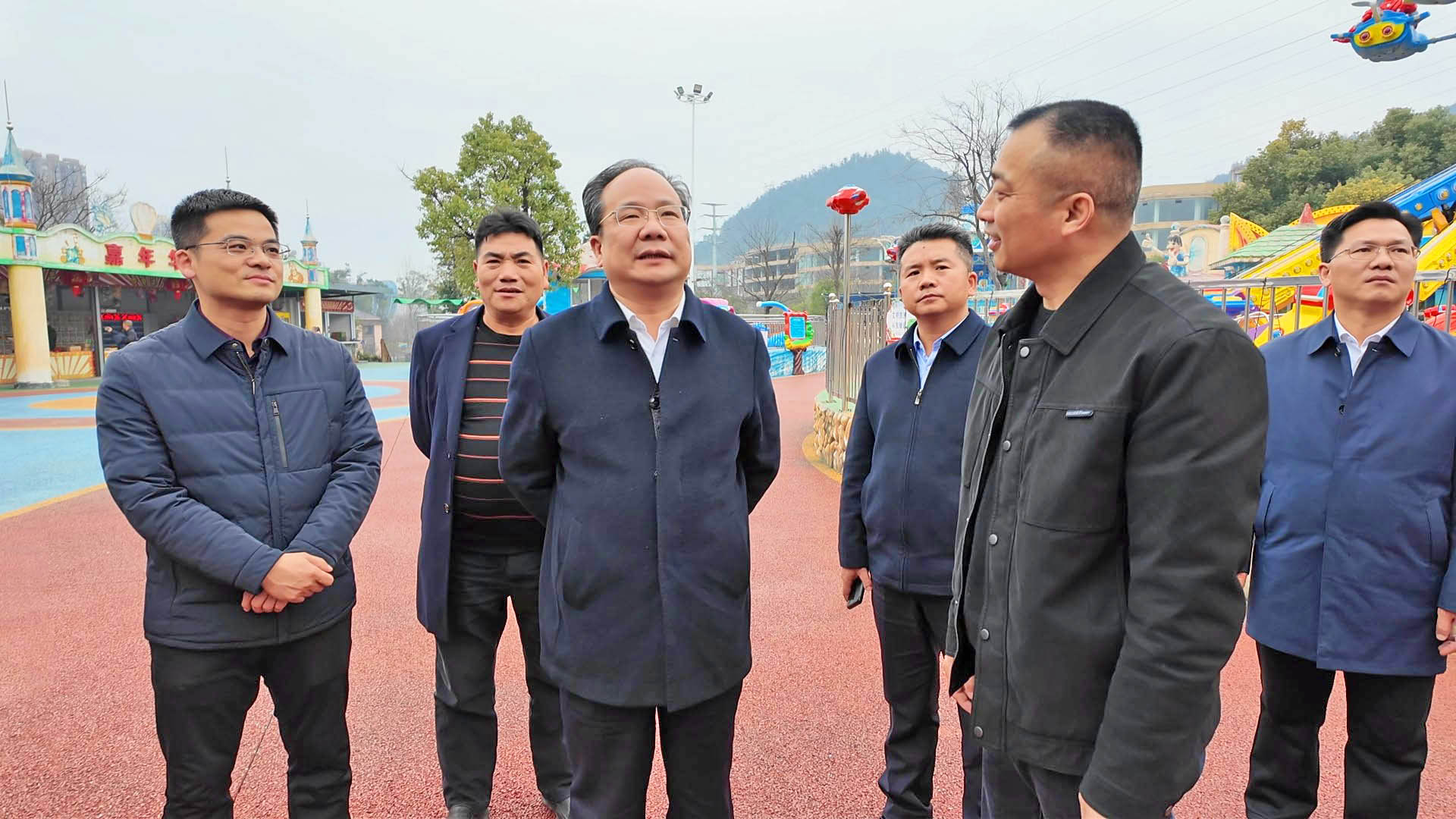 谢运策001.jpg 谢运策001.jpg